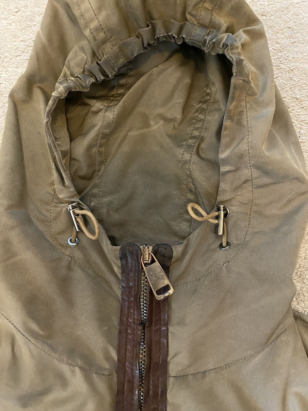 Burberry RARE ORIGINAL BURBERRY MENS PARKA COAT ( WEATHER TREATED ) Size US S / EU 44-46 / 1 - 6 Thumbnail