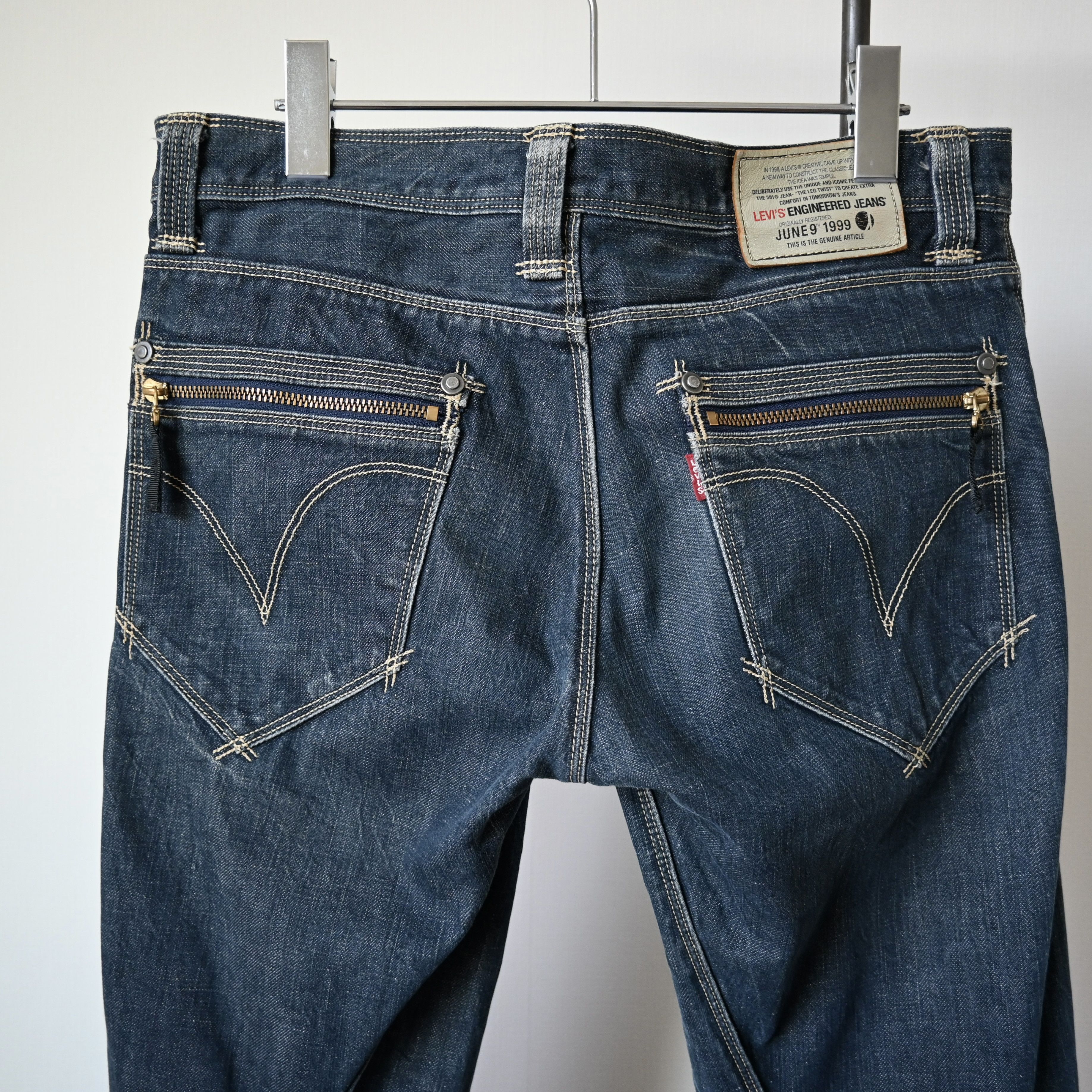 Levi's VTG 2007 Levi's Engineered Jeans, zippered pockets, 33 Size US 33 - 4 Thumbnail