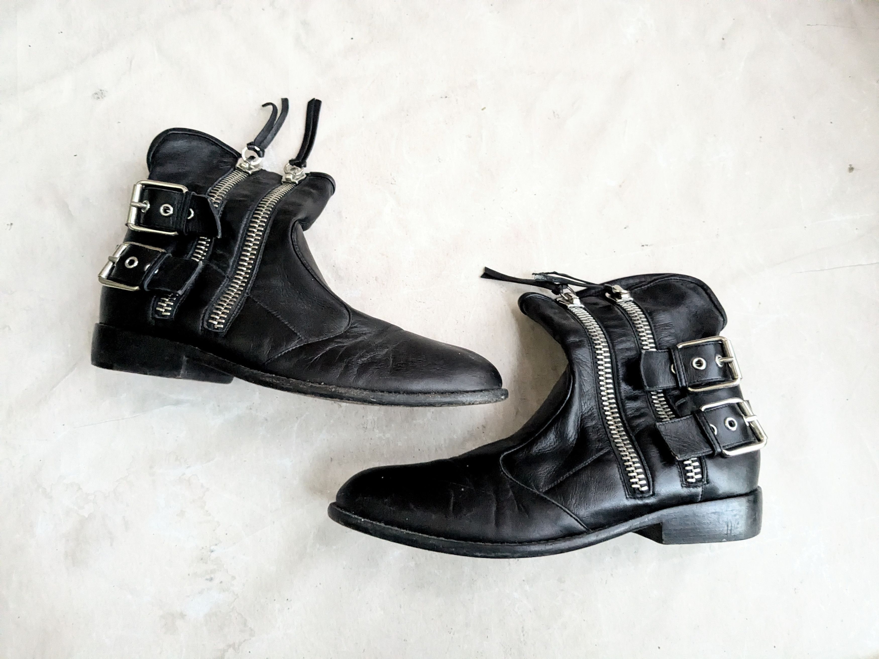 Giuseppe Zanotti Giuseppe Zanotti Side Zip Boots Black 10 43 Leather Size US 10 / EU 43 - 1 Thumbnail