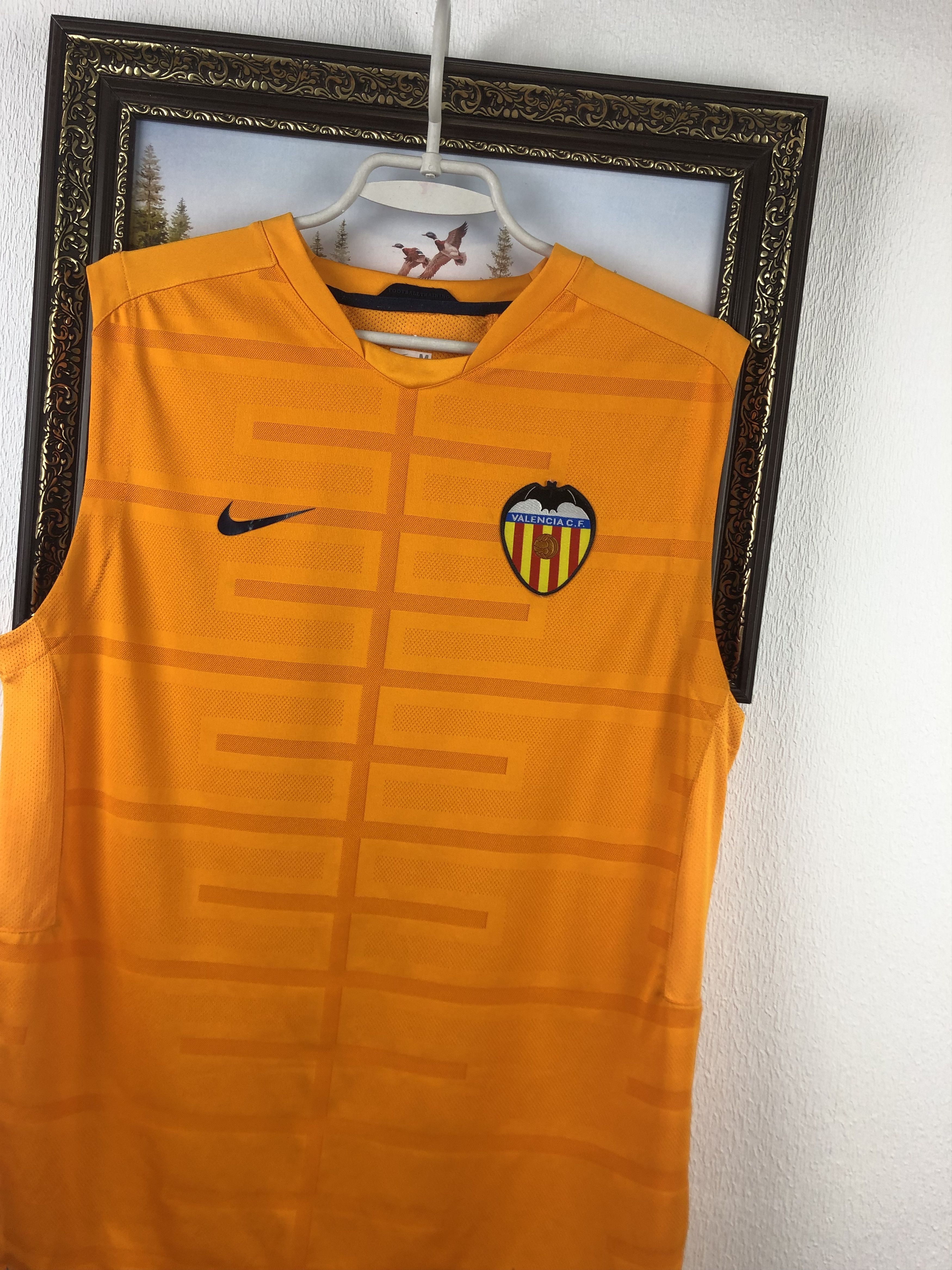 Nike Vintage Nike Valencia Football Shirt Vest Soccer Jersey Rare Size US M / EU 48-50 / 2 - 4 Thumbnail