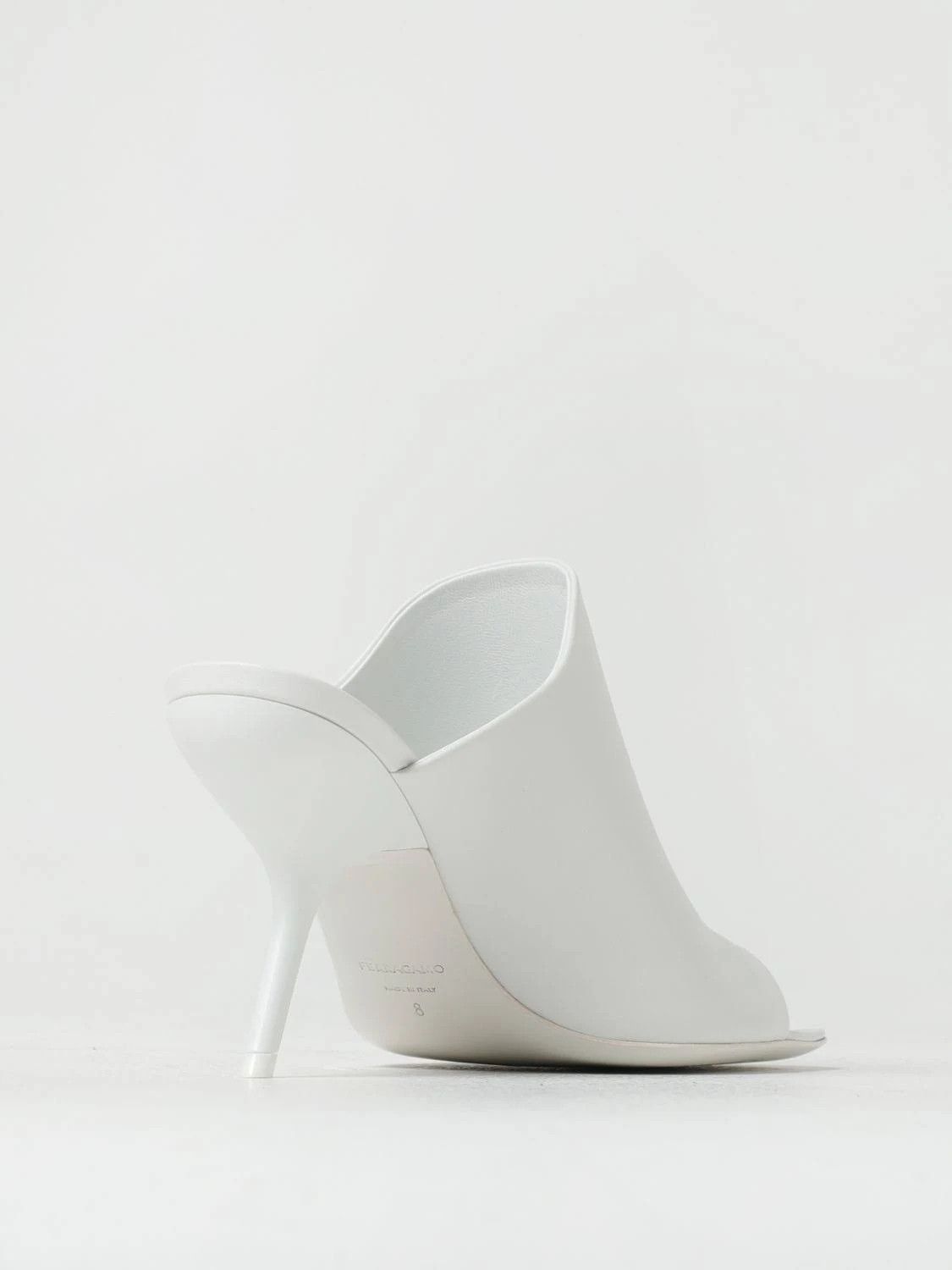Salvatore Ferragamo o1s1rm0724 Leather Stiletto Mules in White Size US 5.5 / IT 35.5 - 3 Thumbnail