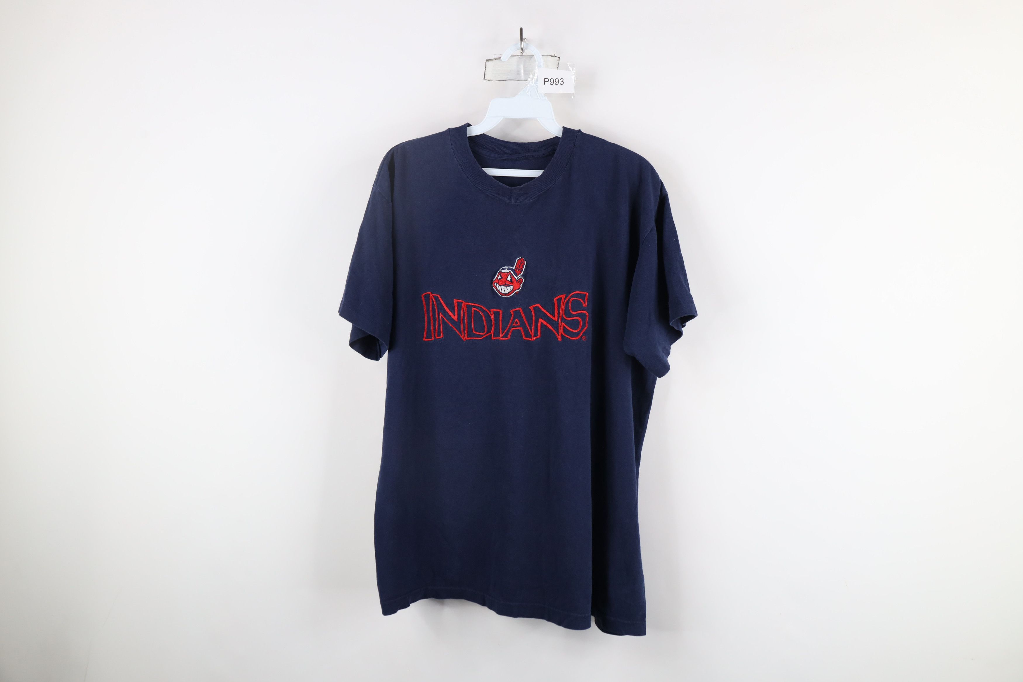 Vintage Vintage 90s Chief Wahoo Cleveland Indians Baseball T-Shirt Size US L / EU 52-54 / 3 - 1 Thumbnail