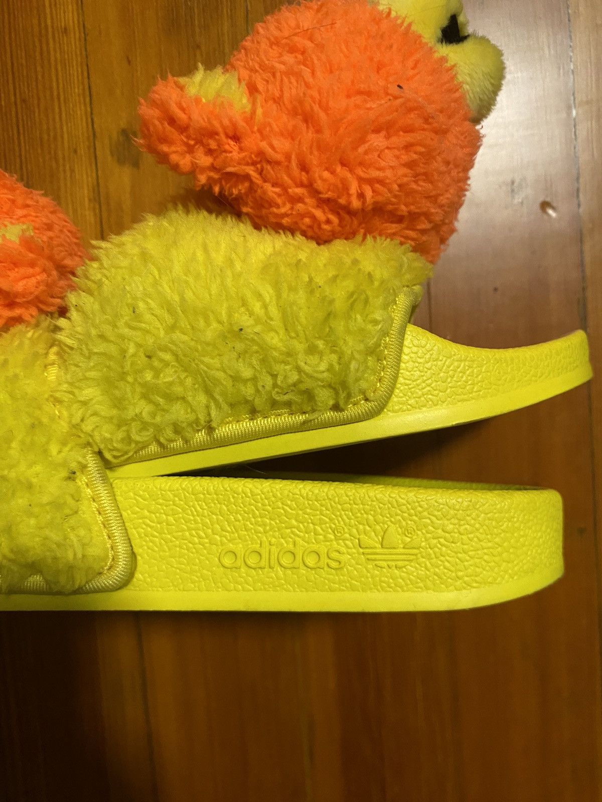 Adidas × Jeremy Scott Jeremy Scott adidas bear slides Size US 6 / EU 39 - 5 Thumbnail