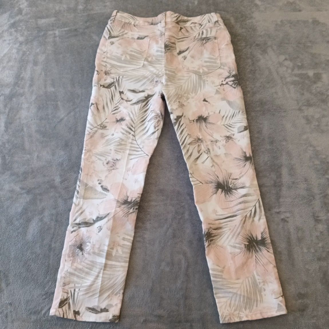 Vintage Chico's Jeans Ankle Womens 0 Pink Floral Stretch 29x26 Mid Rise 5-Pocket Denim Cotton Blend Size 25" / US 0 / IT 36 - 2 Thumbnail