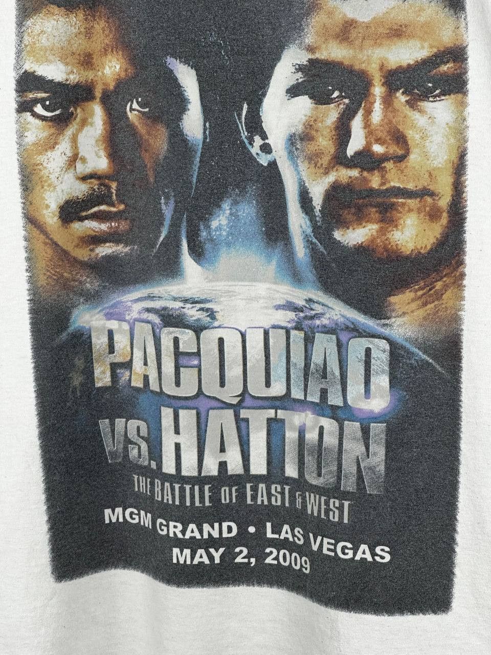 Band Tees × Gildan × Vintage VINTAGE 2009 Pacquiao vs Hatton Boxing Promo Rap Tee Gildan Size US XL / EU 56 / 4 - 4 Thumbnail