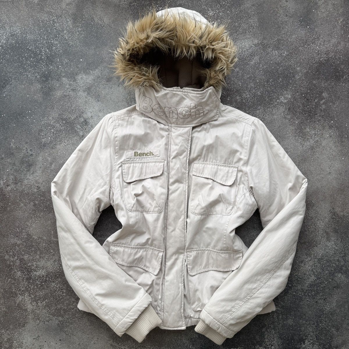 Bench Bench Vintage Y2K Faux Fur Hooded Gorpcore Jacket Size L / US 10 / IT 46 - 2 Thumbnail