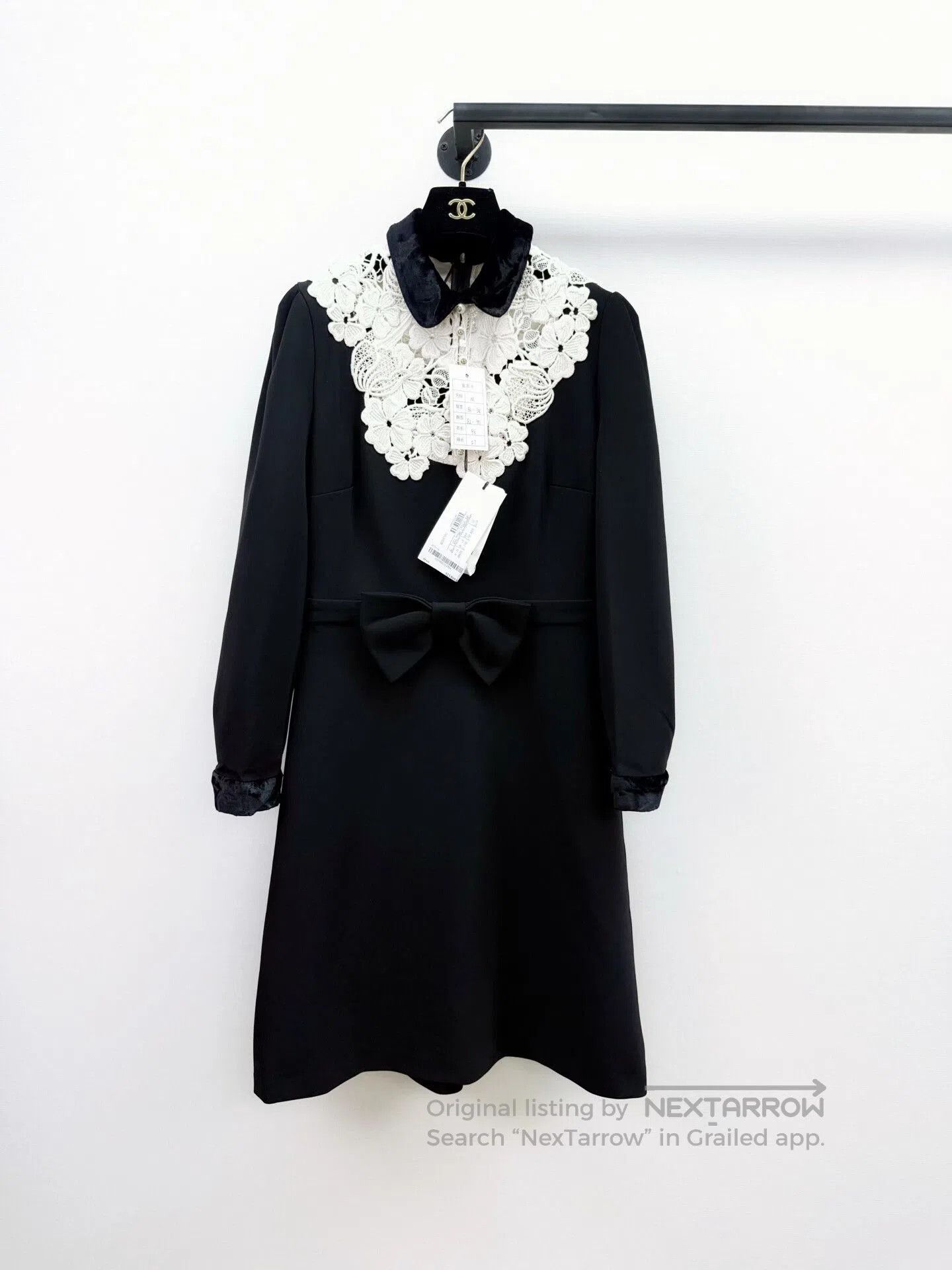 Gucci Gucci Black Lace Peter Pan Collar Dress. Size M / US 6-8 / IT 42-44 - 1 Thumbnail