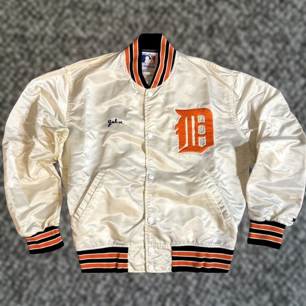 Starter VINTAGE Starter Detroit Tigers Jacket Bomber White Satin Sz L USA MLB 80s Mens Size US L / EU 52-54 / 3 - 1 Thumbnail