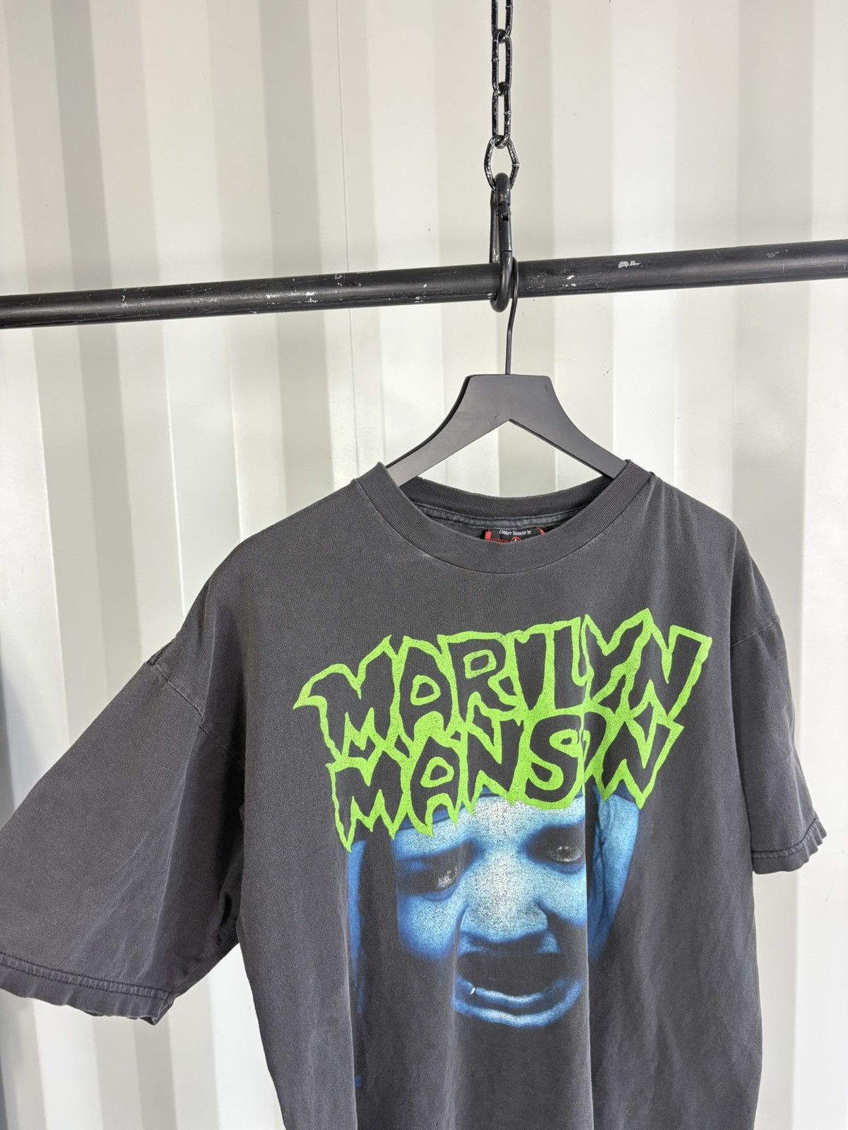 Band Tees Vintage Marilyn Manson This is Your World Faded Shirt Size US XL / EU 56 / 4 - 5 Thumbnail