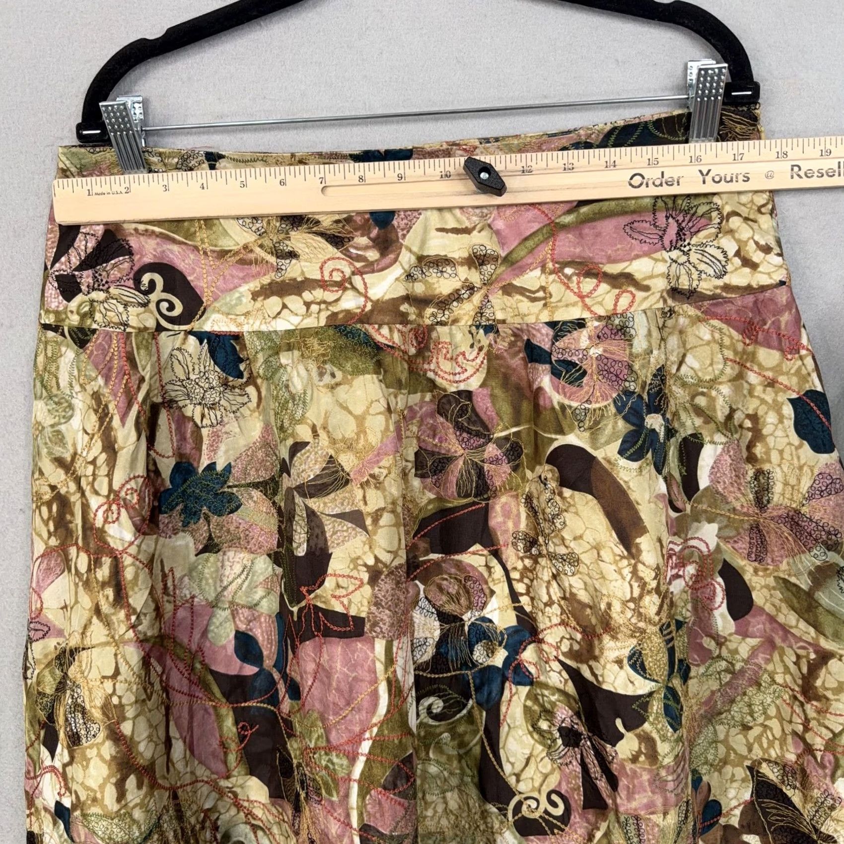 Vintage Chicos Skirt Womens 2.5 L Beige Silk Embroidered Floral Boho Luxury Flowy Size 36" / US 14 / IT 50 - 6 Thumbnail