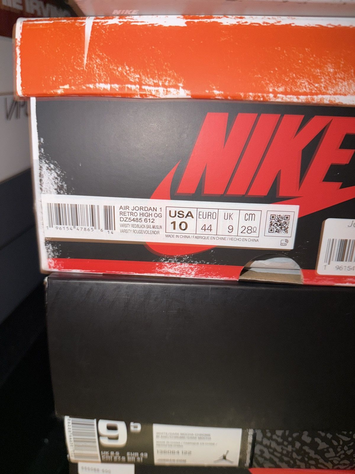 Jordan Brand Air Jordan 1 Retro High OG ‘Chicago Lost and Found’ Size US 10 / EU 43 - 8 Thumbnail