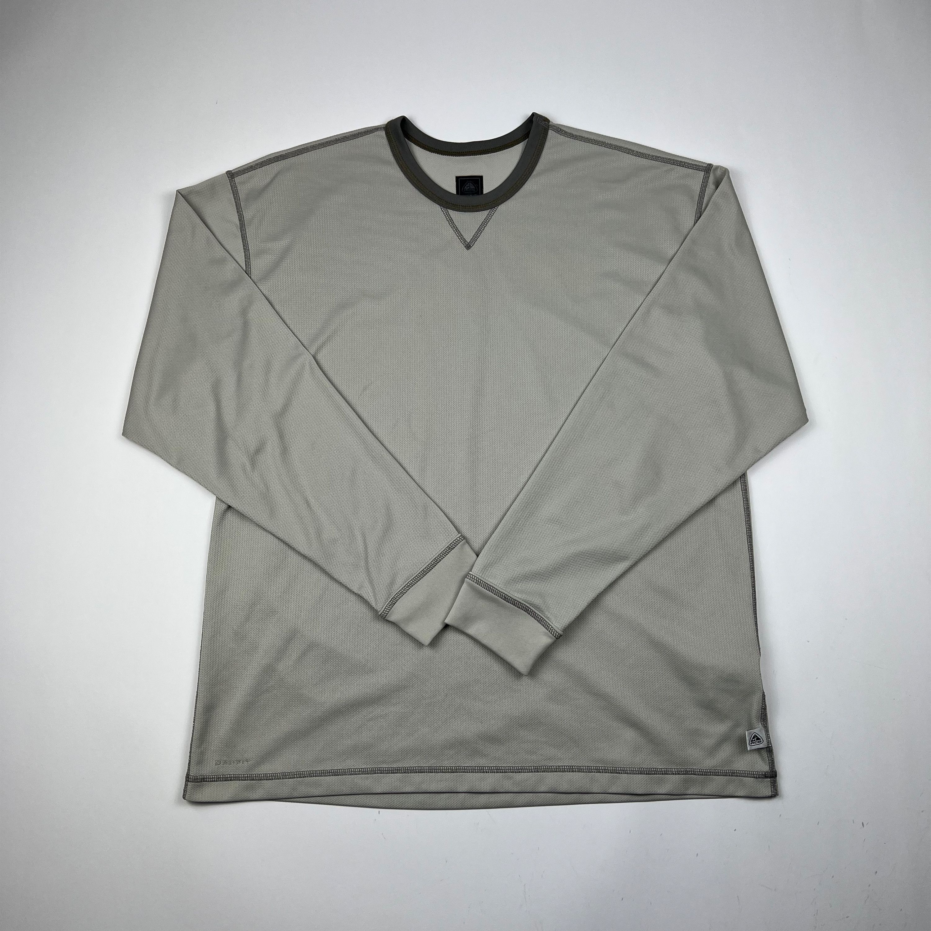 Nike ACG Nike ACG Base Layer Long Sleeve Size US XL / EU 56 / 4 - 1 Thumbnail