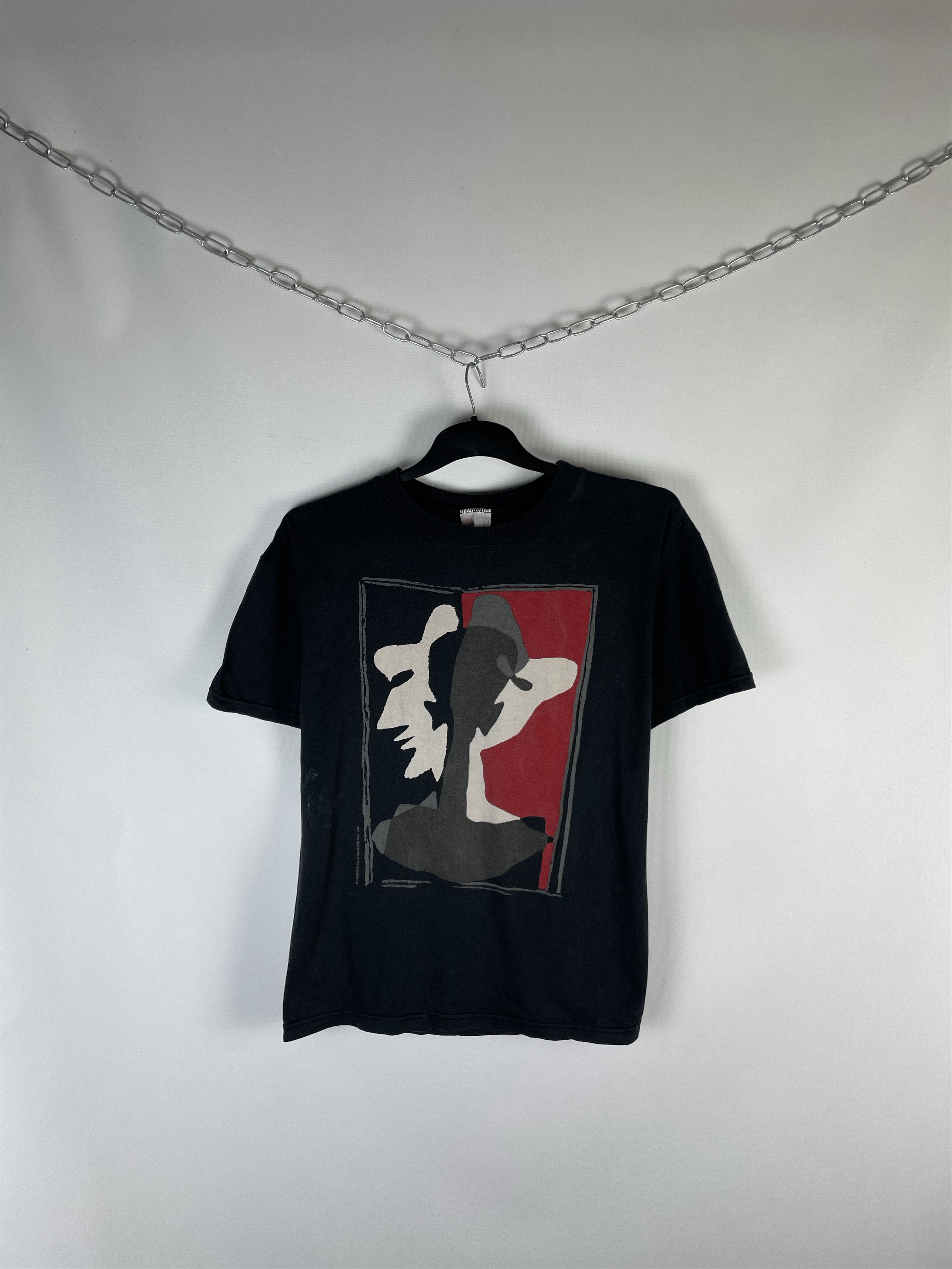 Vintage Vintage 2000s Salvador Dali Expression Face Museum Tshirt Size US XL / EU 56 / 4 - 1 Thumbnail