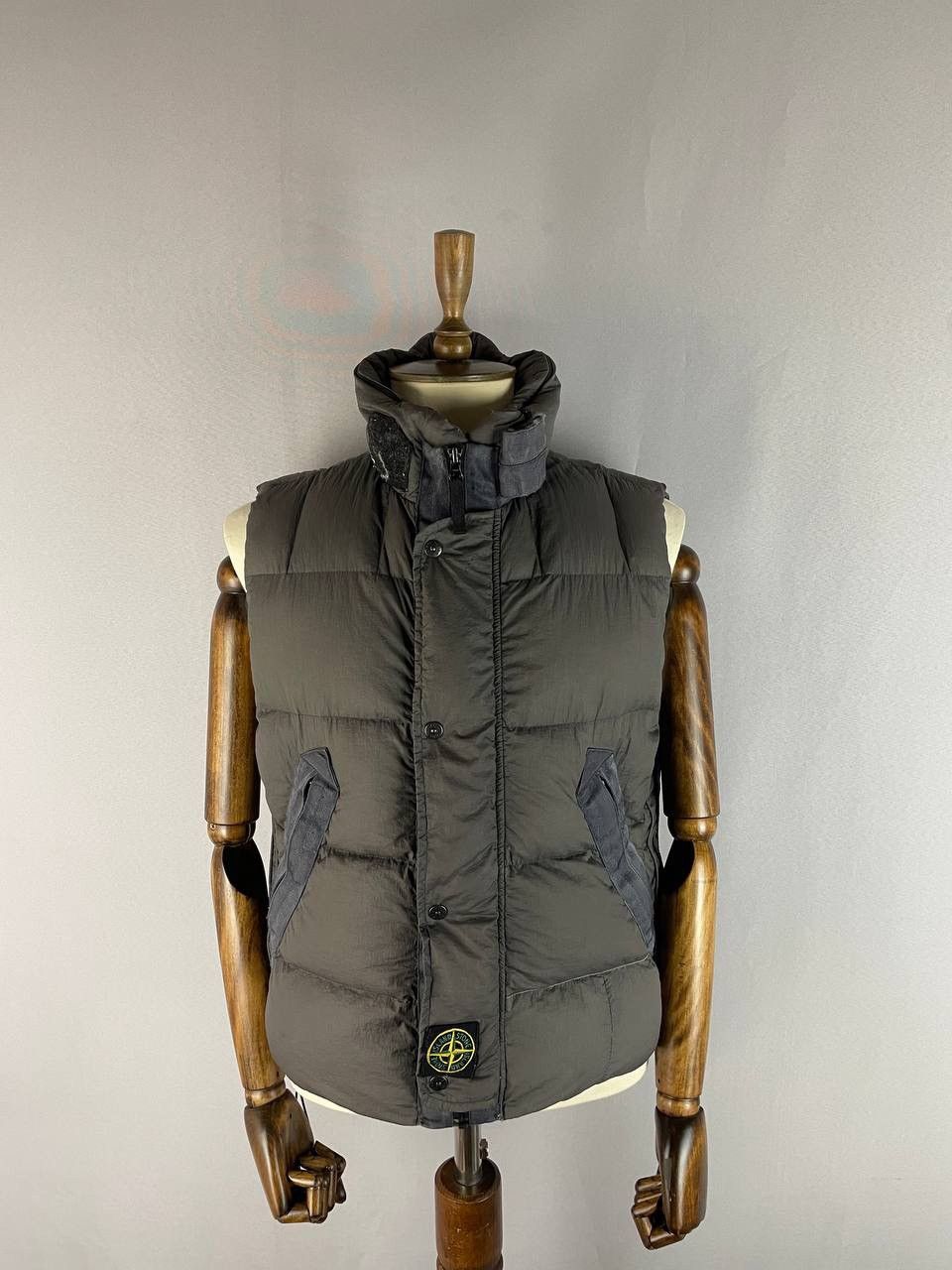 Stone Island Stone Island Down Vest Dark Grey Size US XL / EU 56 / 4 - 2 Thumbnail
