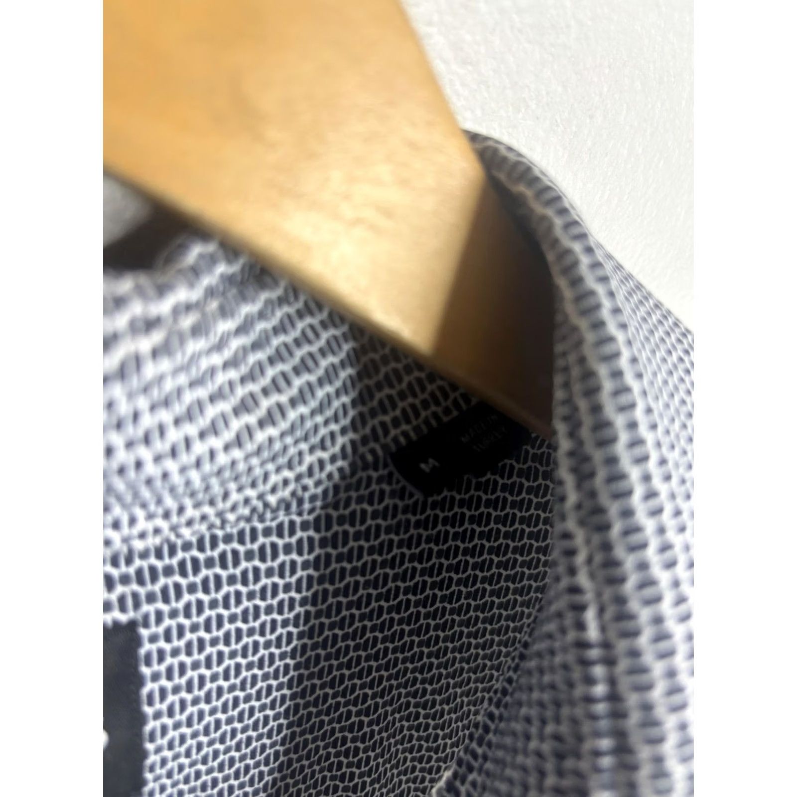 Vintage BOSS Shirt Mens Medium Black White Slim Fit Stretch Long Sleeve Button Pattern Size US M / EU 48-50 / 2 - 4 Thumbnail