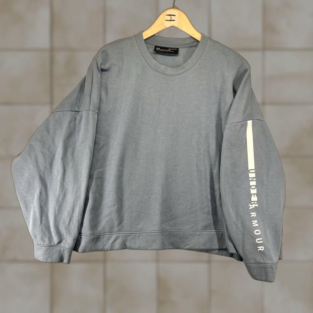 Under Armour Under Armour Sweatshirt WOMEN Regular Medium Blue Oversized Pullover Crew Neck Loose Fit 80s 90s Retro Logo Shirt? Size M / US 6-8 / IT 42-44 - 1 Thumbnail