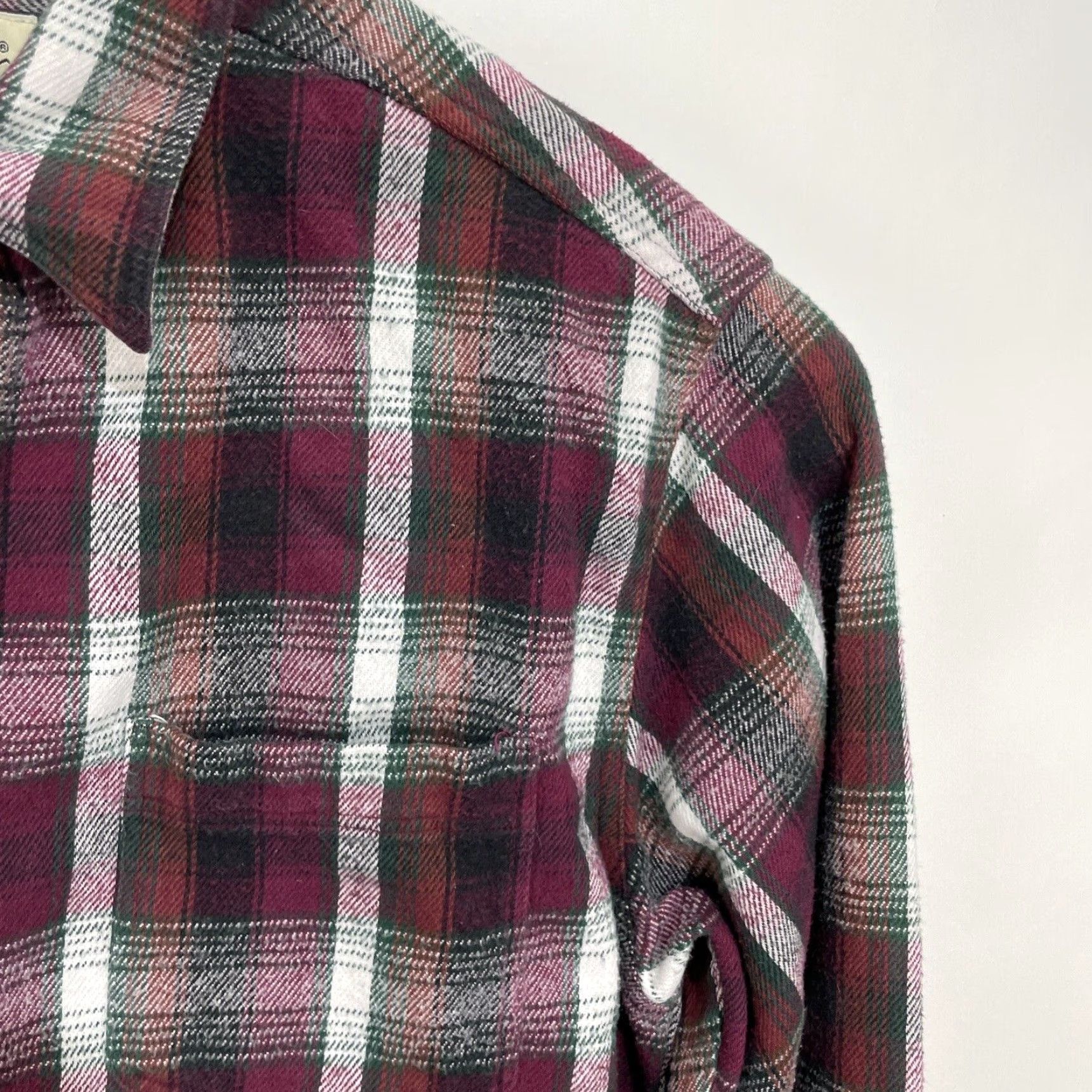 Eddie Bauer VINTAGE Eddie Bauer Button-Up Shirt Mens Flannel Red Plaid Thick Large Carded 90s Outdoor Classic Size US L / EU 52-54 / 3 - 5 Thumbnail