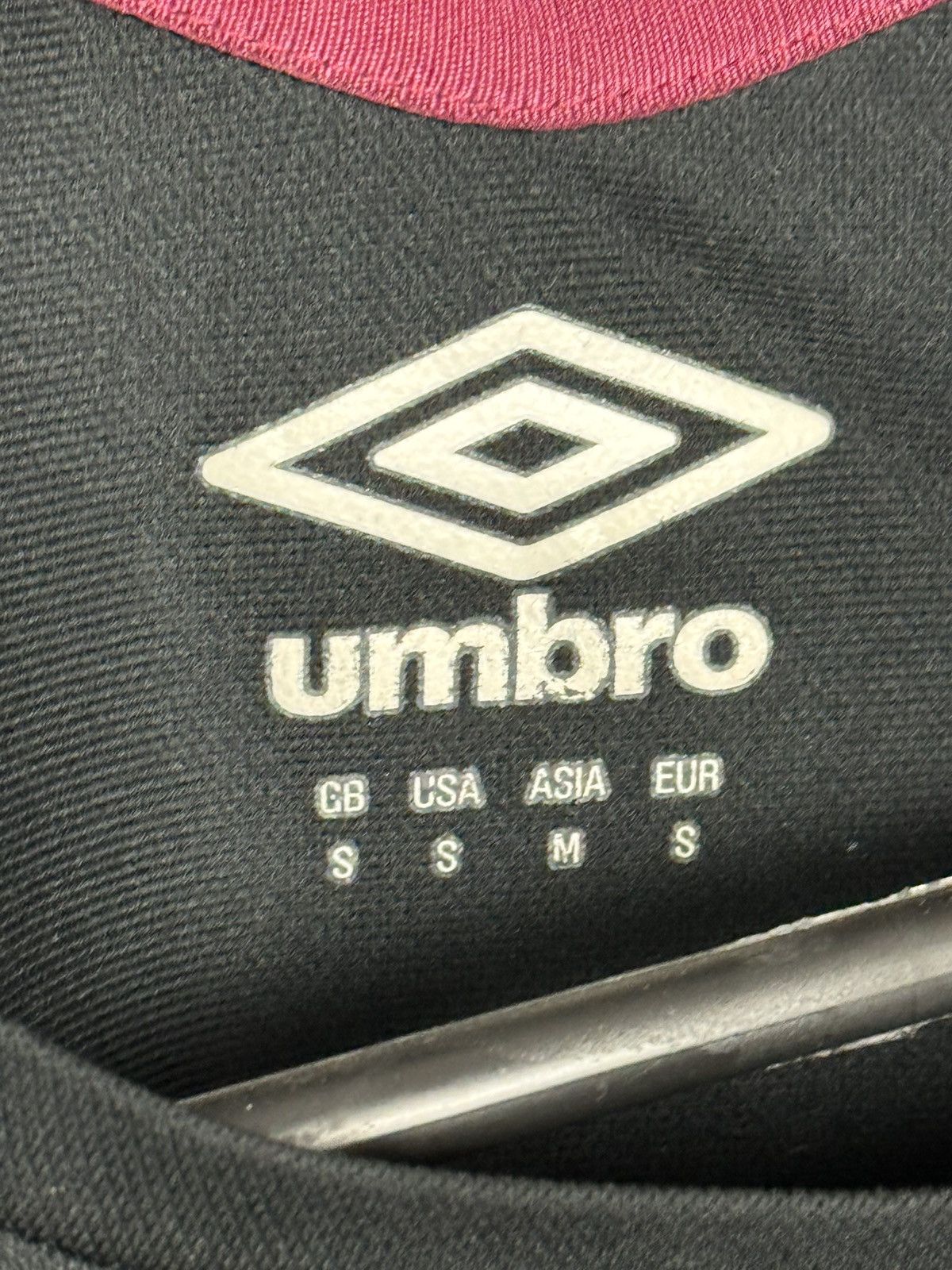 Umbro West Ham United 17/18 Home Football Jersey Size US S / EU 44-46 / 1 - 6 Thumbnail