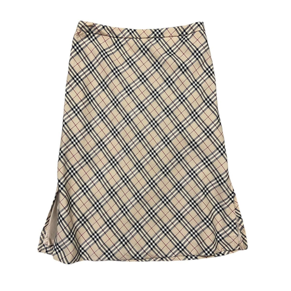 Burberry × Designer Burberry Blue Label Nova Check Midi Skirt Size 26" / US 2 / IT 38 - 1 Thumbnail