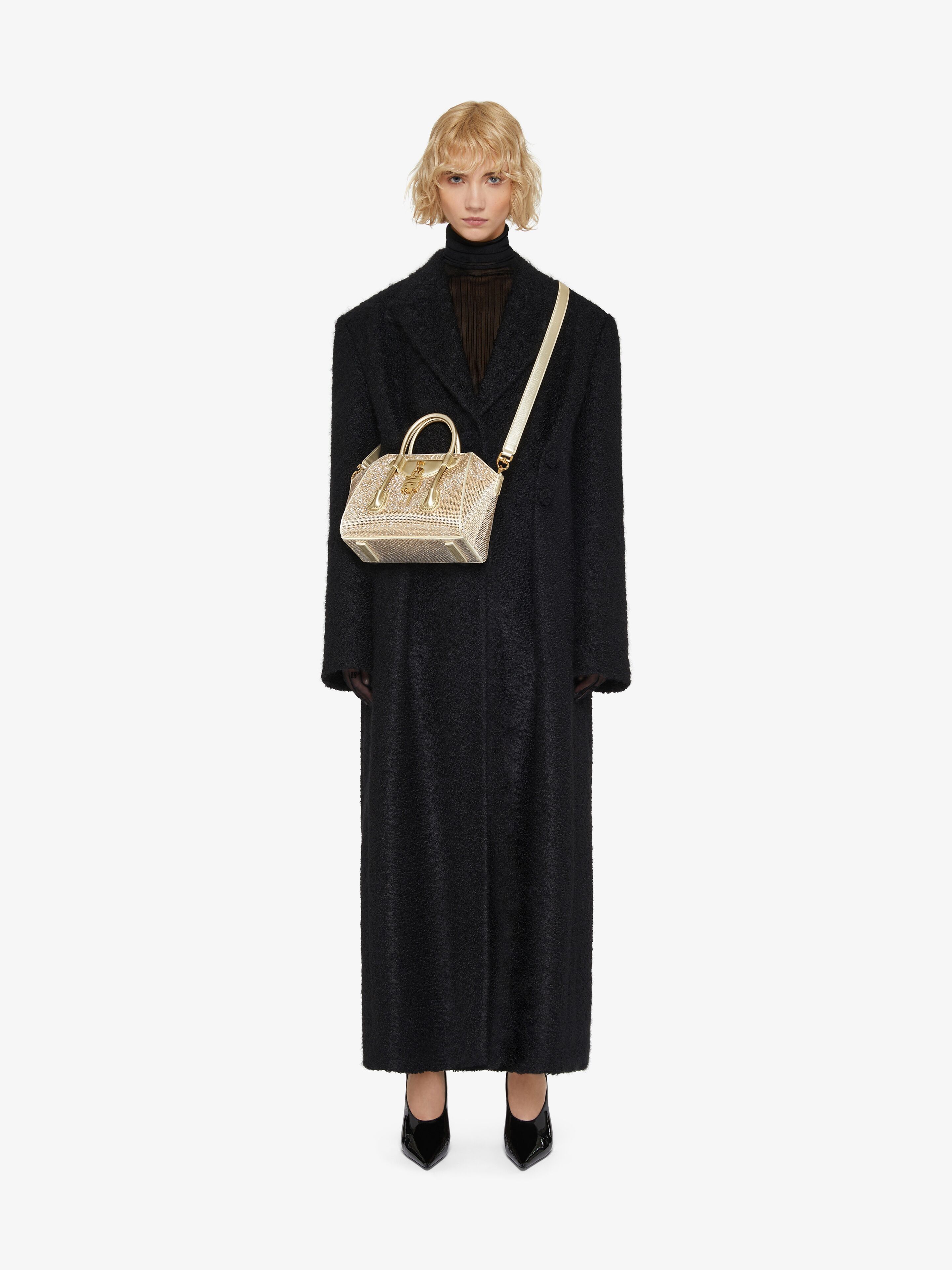 Givenchy o1w1db10825 Size: OS / Antigona Lock Mini Bag in Gold Size ONE SIZE - 2 Thumbnail