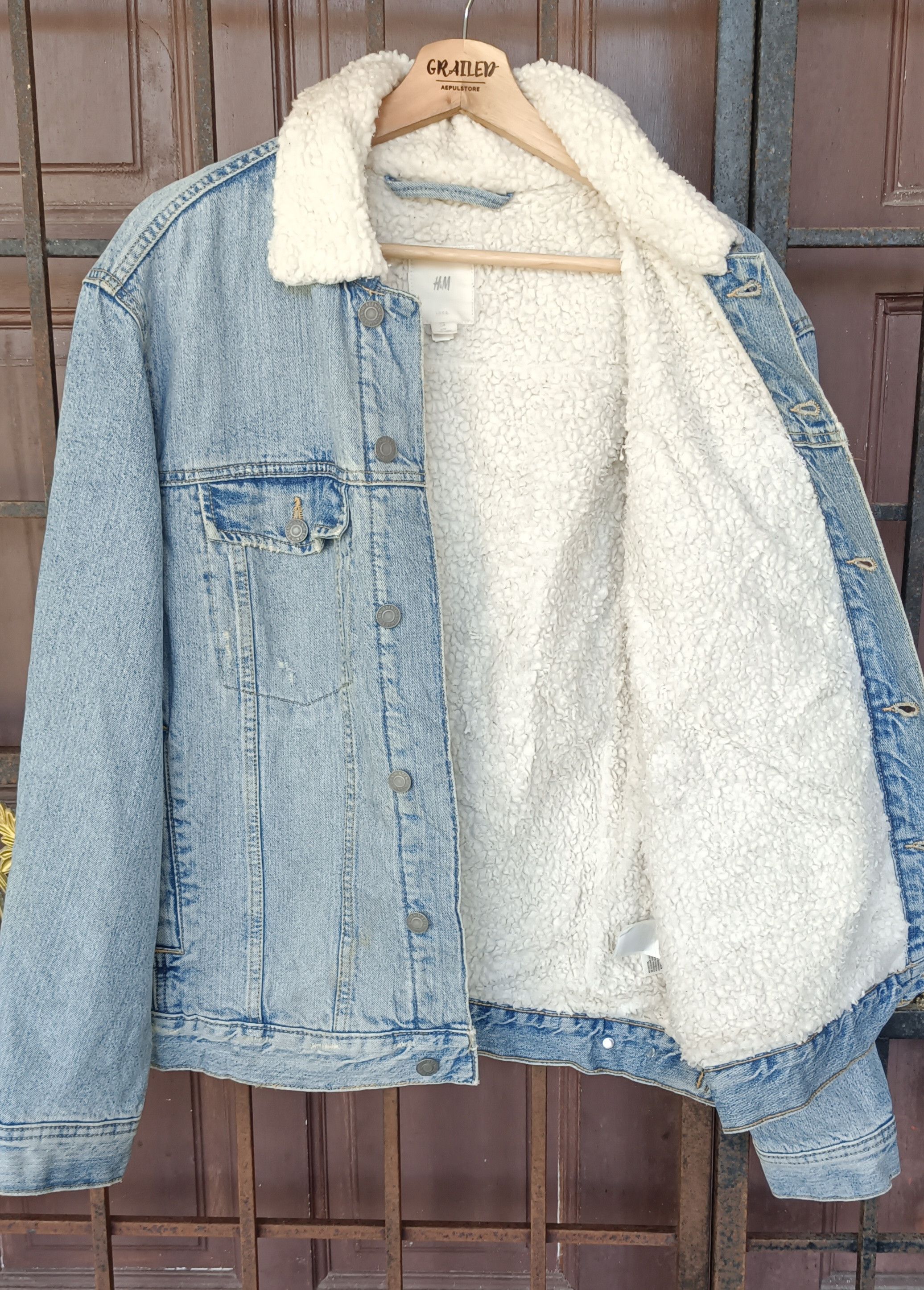 H&M H&M Sherpa Lined Denim Jacket Size US L / EU 52-54 / 3 - 1 Thumbnail