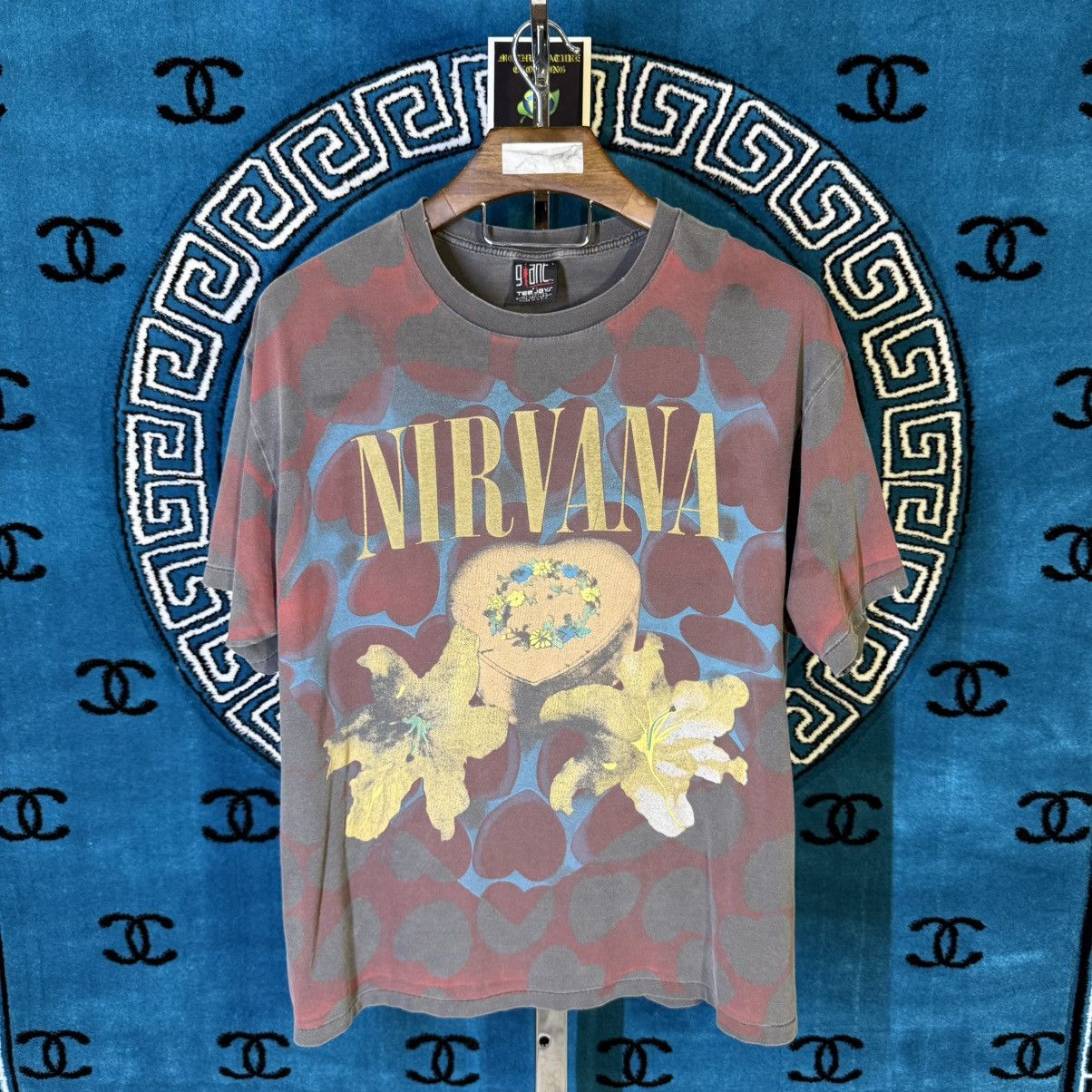 Vintage HEART SHAPED BOX VINTAGE REPRINT Size US L / EU 52-54 / 3 - 1 Thumbnail
