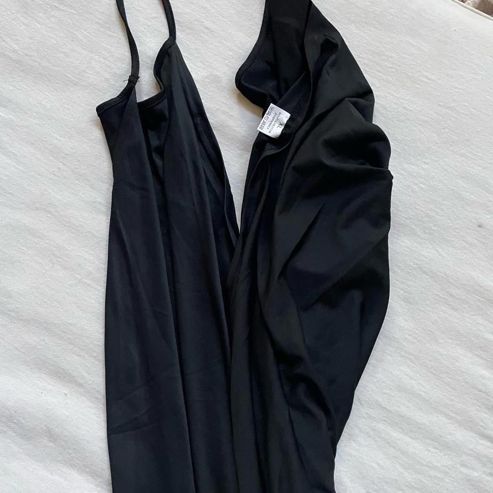 Designer Black Wrap Swimsuit Cover Up Size ONE SIZE - 2 Thumbnail