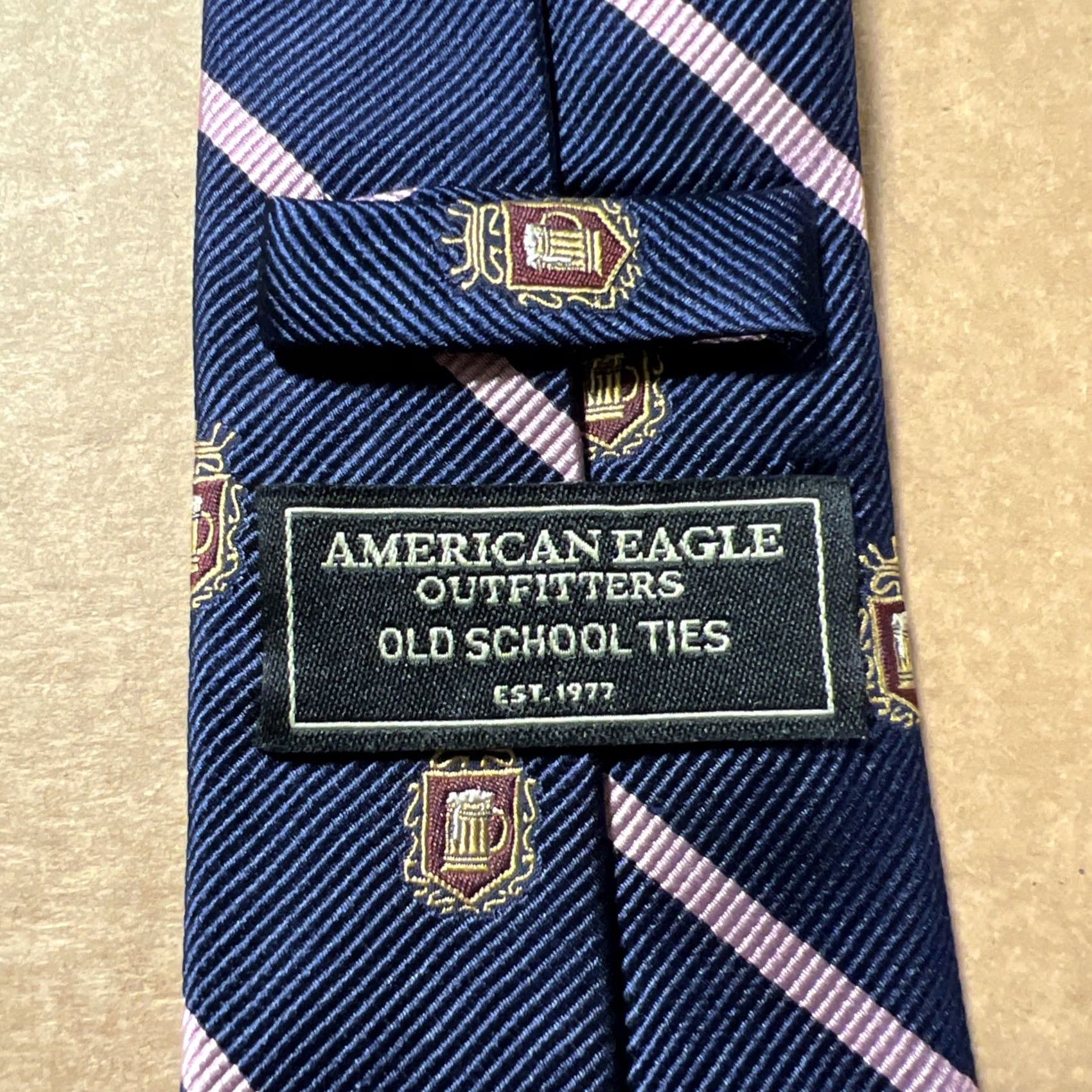 American Eagle Outfitters American Eagle Outfitters Men's Silk Tie Old School Navy/Pink Designer Classic Size ONE SIZE - 2 Thumbnail