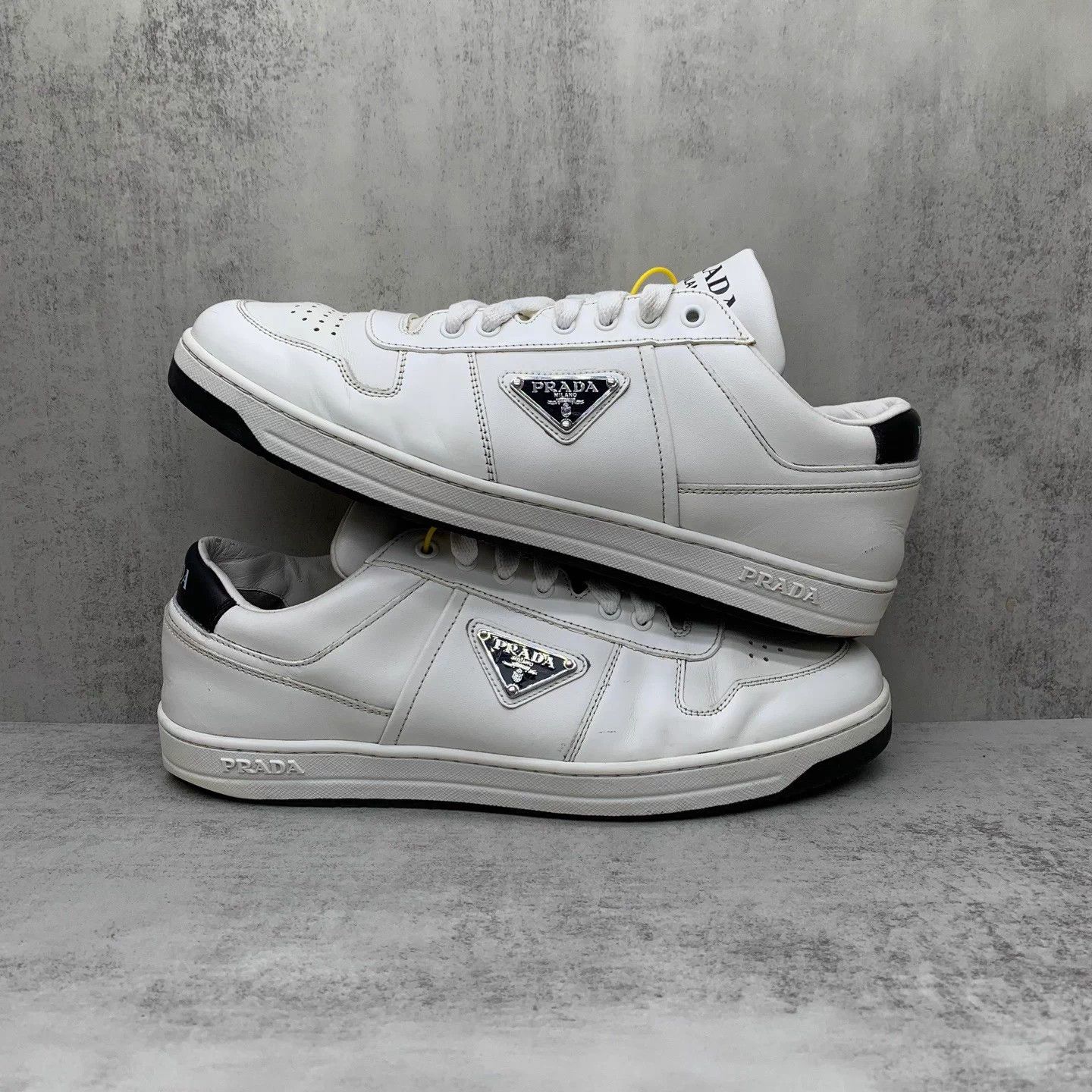 Prada Prada white triangle logo sneakers 43 85% new Size US 10 / EU 43 - 2 Thumbnail