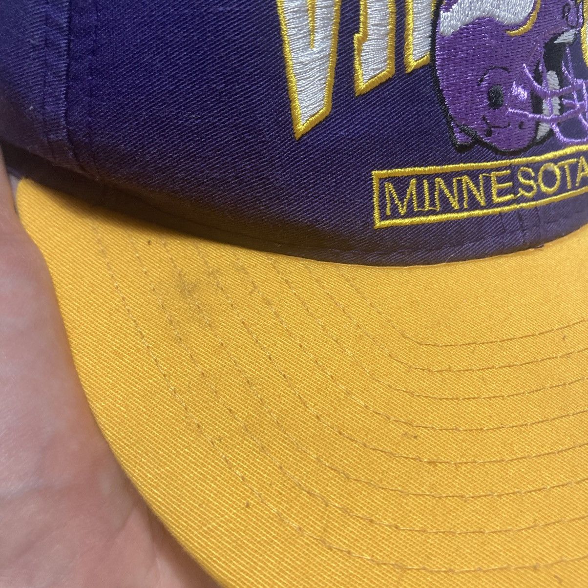 NFL × Vintage vintage minnesota vikings nfl snapback hat Size ONE SIZE - 2 Thumbnail