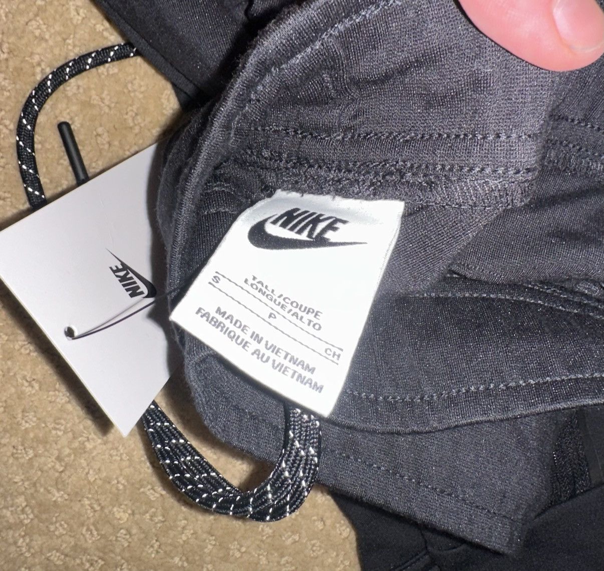 Nike 3PC- Lightwieight Nike Tech Pants Size US 32 / EU 48 - 4 Thumbnail