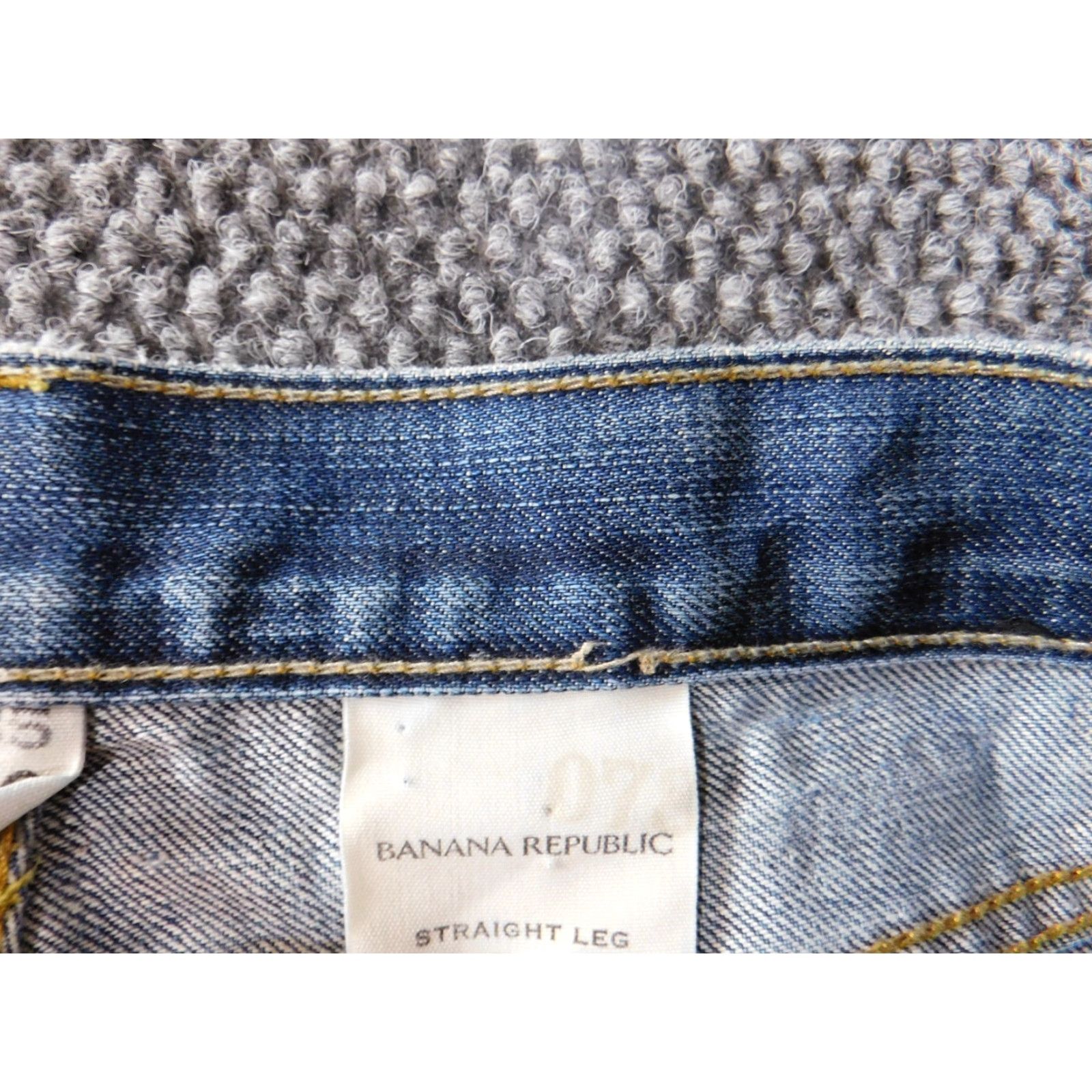 Banana Republic Banana Republic Jeans Mens 35x27 Blue Straight Denim Regular Cotton Zip Pockets Inseam 27 Vintage No Theme Retro Size US 35 - 5 Thumbnail