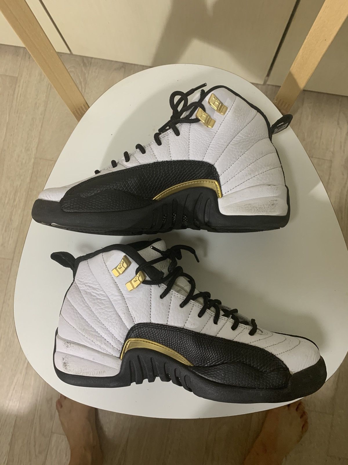 Nike Nike Air Jordan 12 Retro Taxi 6Y Size US 6 / EU 39 - 1 Thumbnail