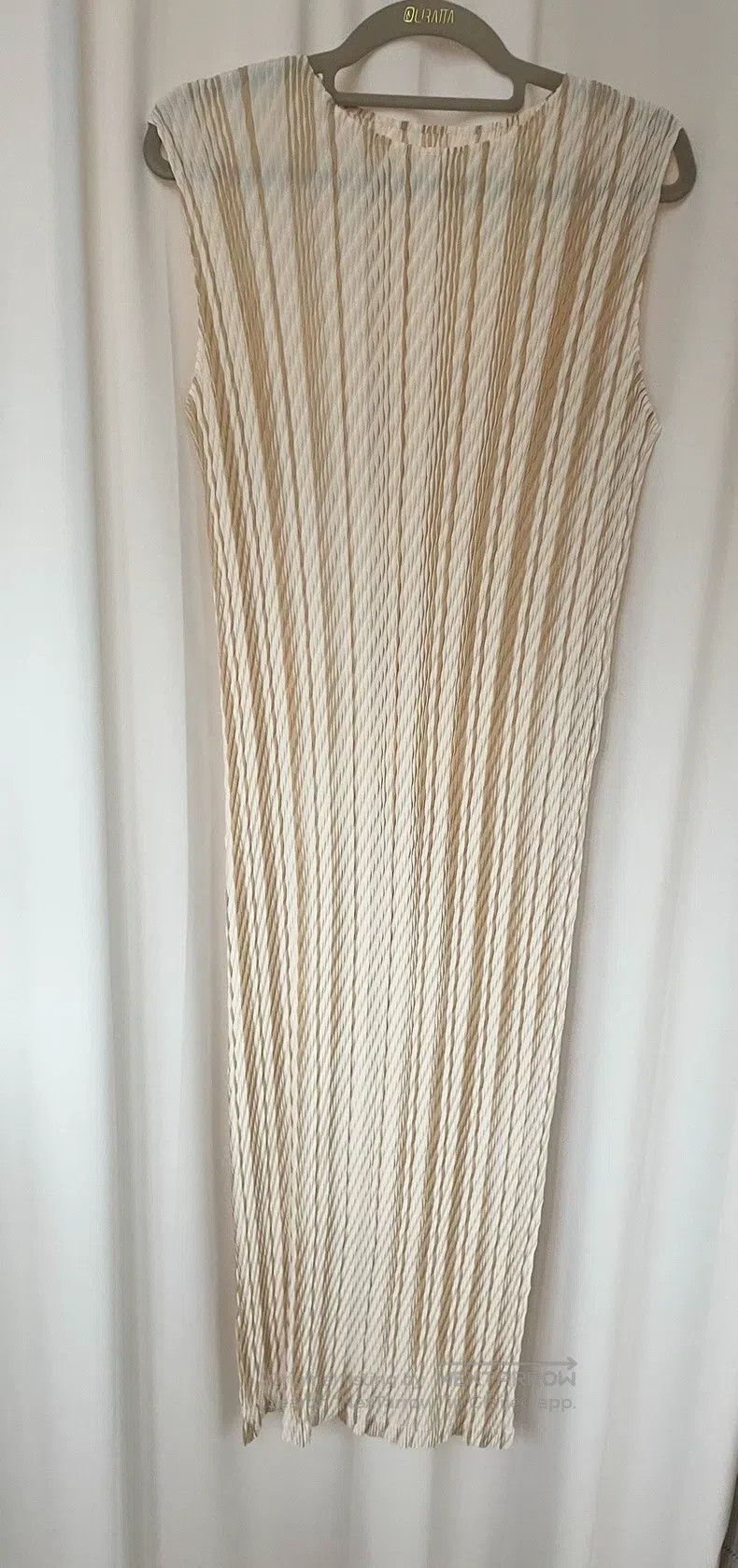 Issey Miyake Issey Miyake Main Line Fish Scale Dress Beige Size M / US 6-8 / IT 42-44 - 1 Thumbnail