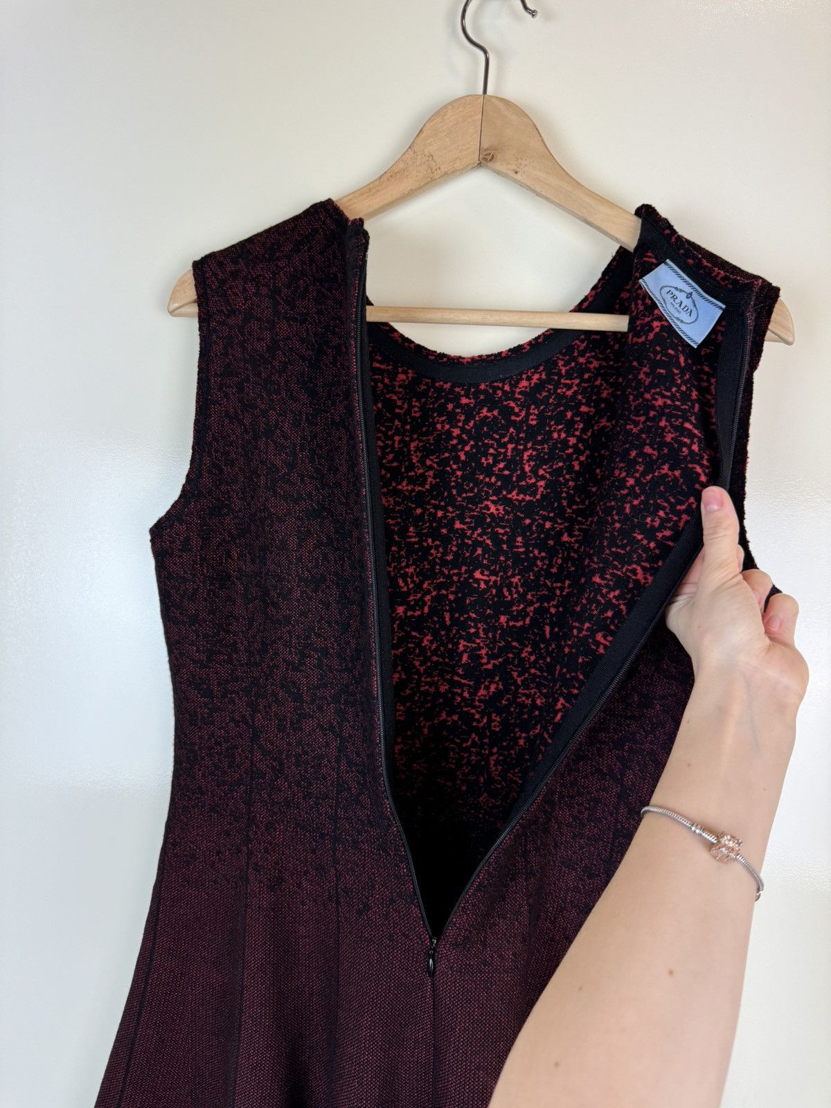 Prada Prada wool burgundy red dress midi gown evening winter M Size M / US 6-8 / IT 42-44 - 12 Thumbnail