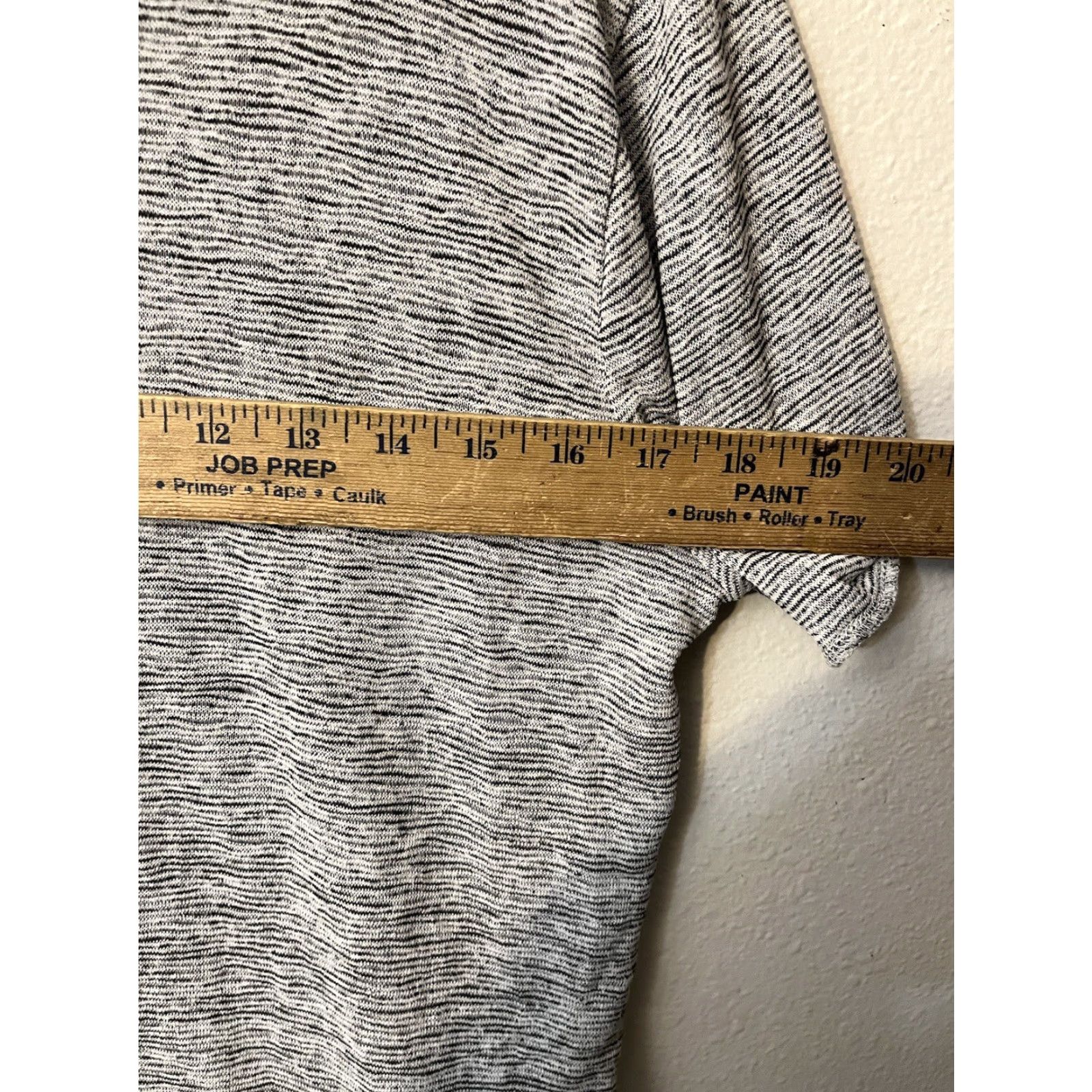 J.Crew J. Crew T-Shirt Shirt Womens Large Gray Knot Tie Front Short Cuffed Sleeved Regular Size L Size L / US 10 / IT 46 - 5 Thumbnail