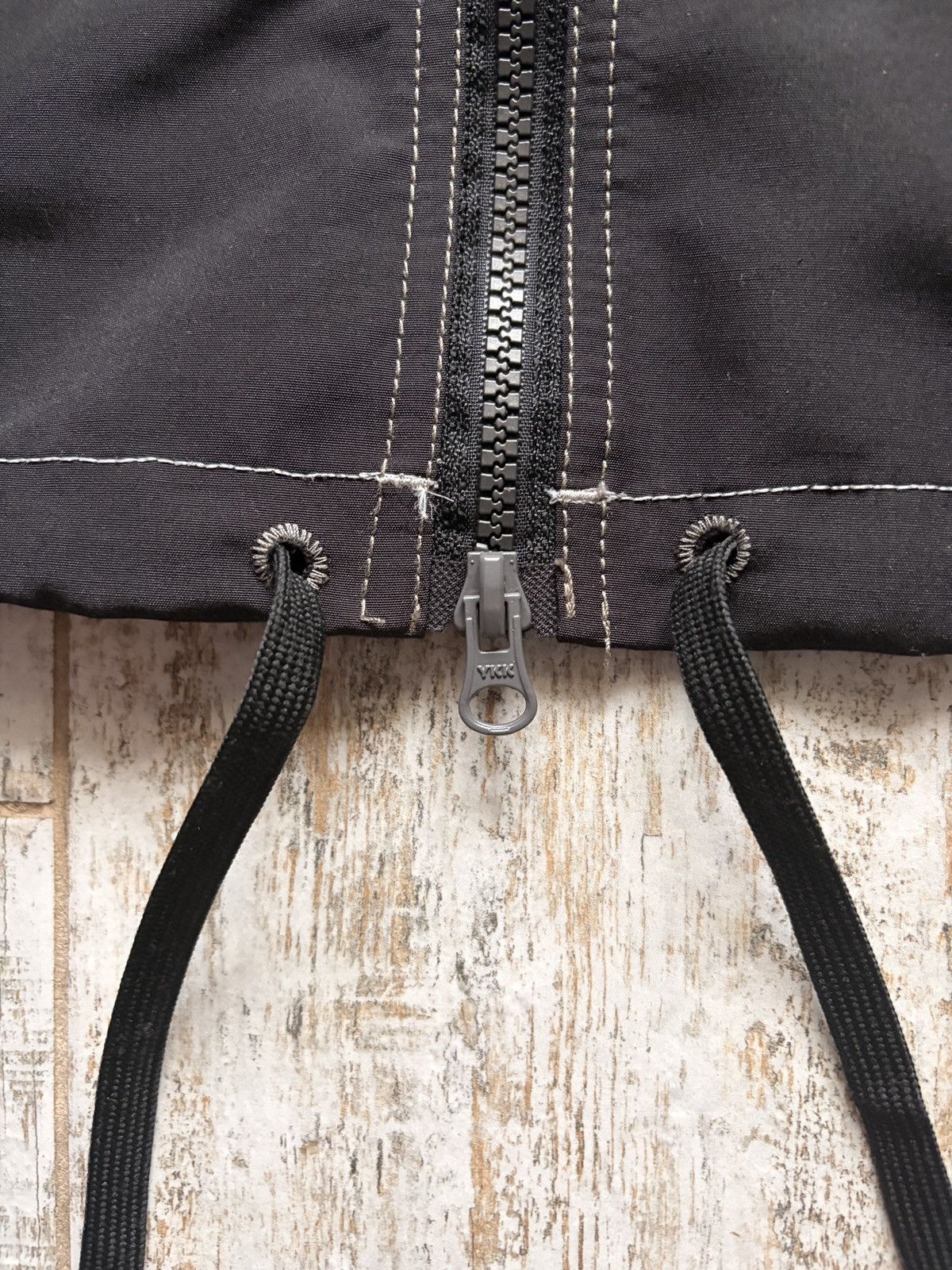 And Wander And Wander Black Windbreaker Size L Made in Japan Gorpcore Size US L / EU 52-54 / 3 - 4 Thumbnail
