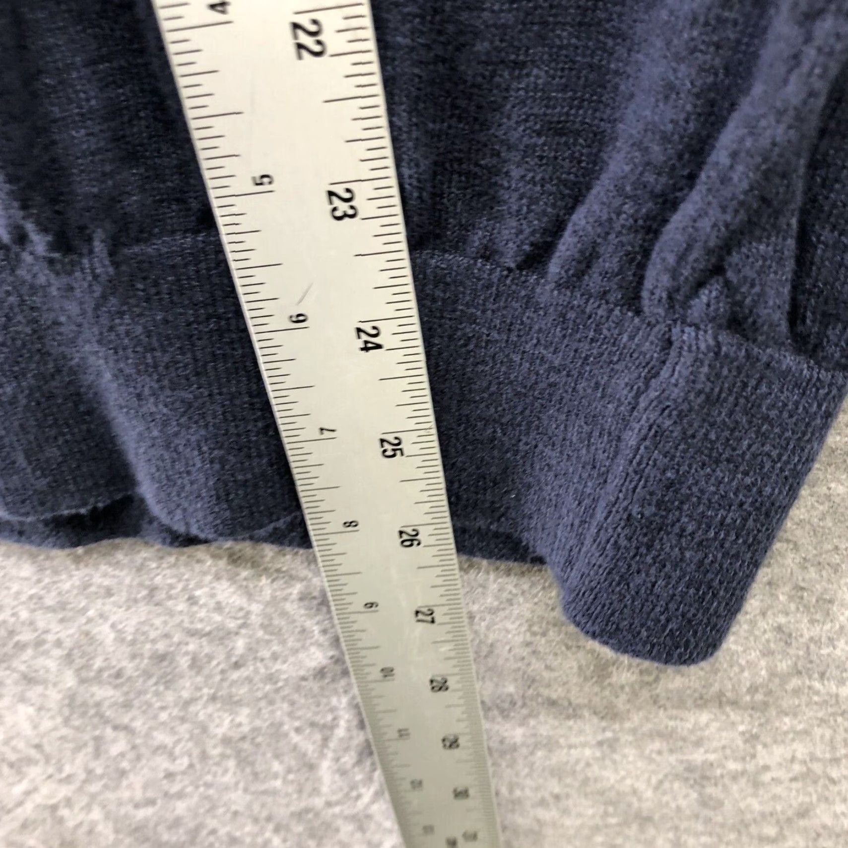 Tommy Hilfiger VINTAGE Tommy Hilfiger Sweater Shirt Men L Navy Blue Crewneck Pullover Knit Embroidered Logo 90s Mens L Size US L / EU 52-54 / 3 - 6 Thumbnail