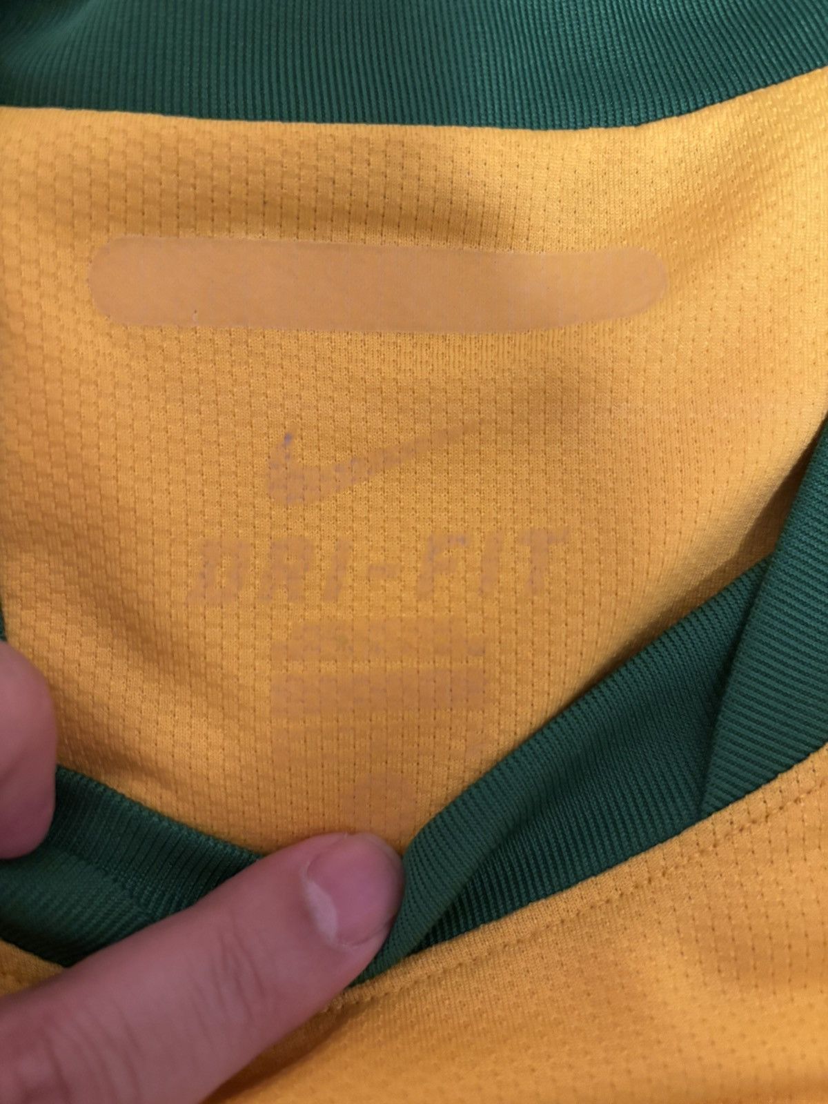Nike Brazil 2010 signed shirt Size US M / EU 48-50 / 2 - 3 Thumbnail