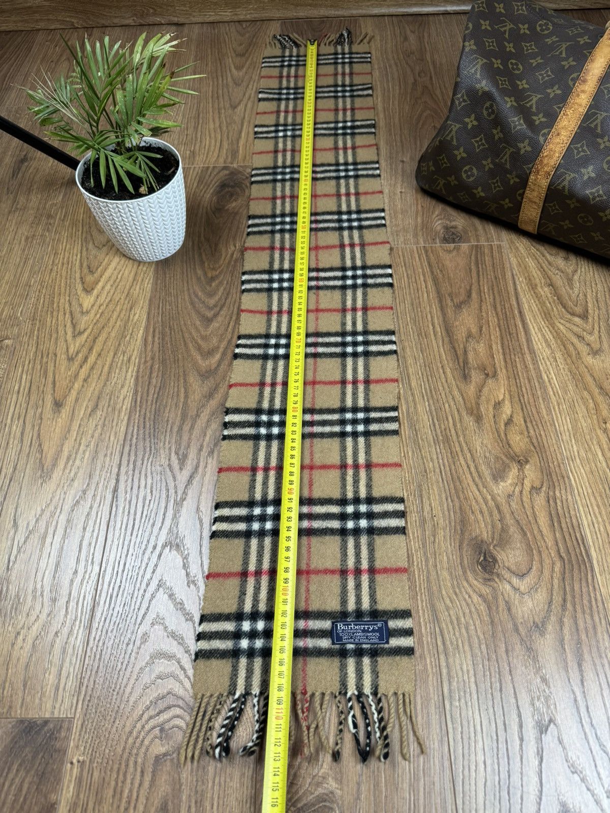 Burberry Vintage wool scarf Burberry’s 90s original luxury item Size ONE SIZE - 4 Thumbnail