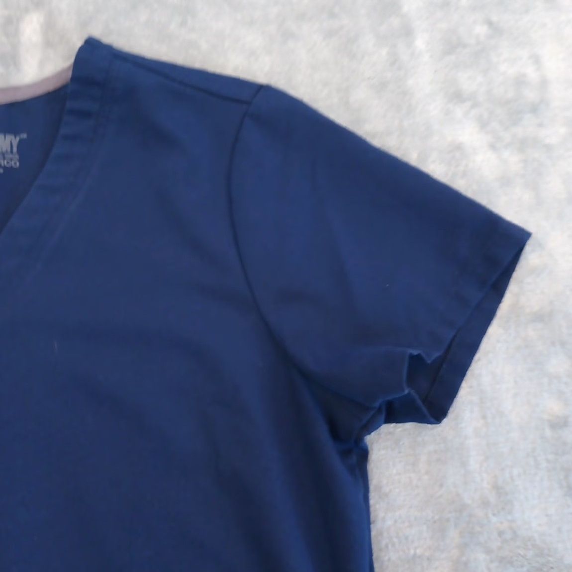 Vintage Grey's Anatomy Scrub Top Womens Small Blue Short Sleeve Style# 71166 VS Solid Polyester Vietnam Women S Blue Scrub Top 71166 Size S / US 4 / IT 40 - 3 Thumbnail