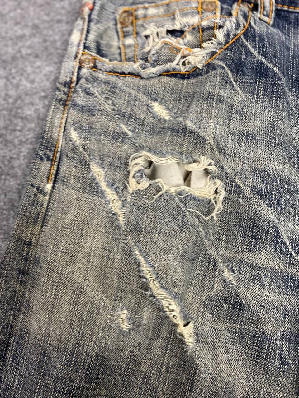 Japanese Brand vintage villand japanese brands distressed denim nice design Size US 34 / EU 50 - 12 Thumbnail