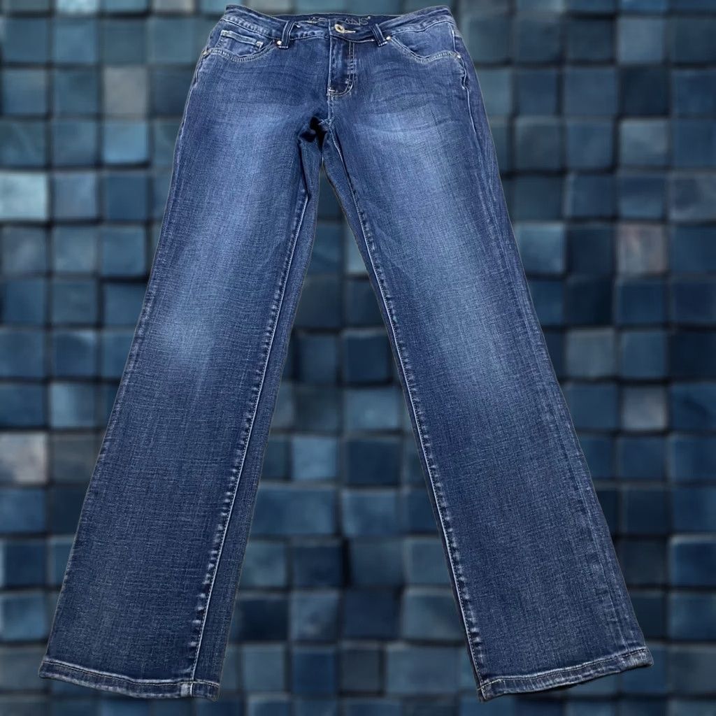 AG Jeans Jag Jeans Womens Jeans Blue Medium Wash Straight Leg 5 Pocket Mid Rise 6 XS? Size 28" / US 6 / IT 42 - 1 Thumbnail