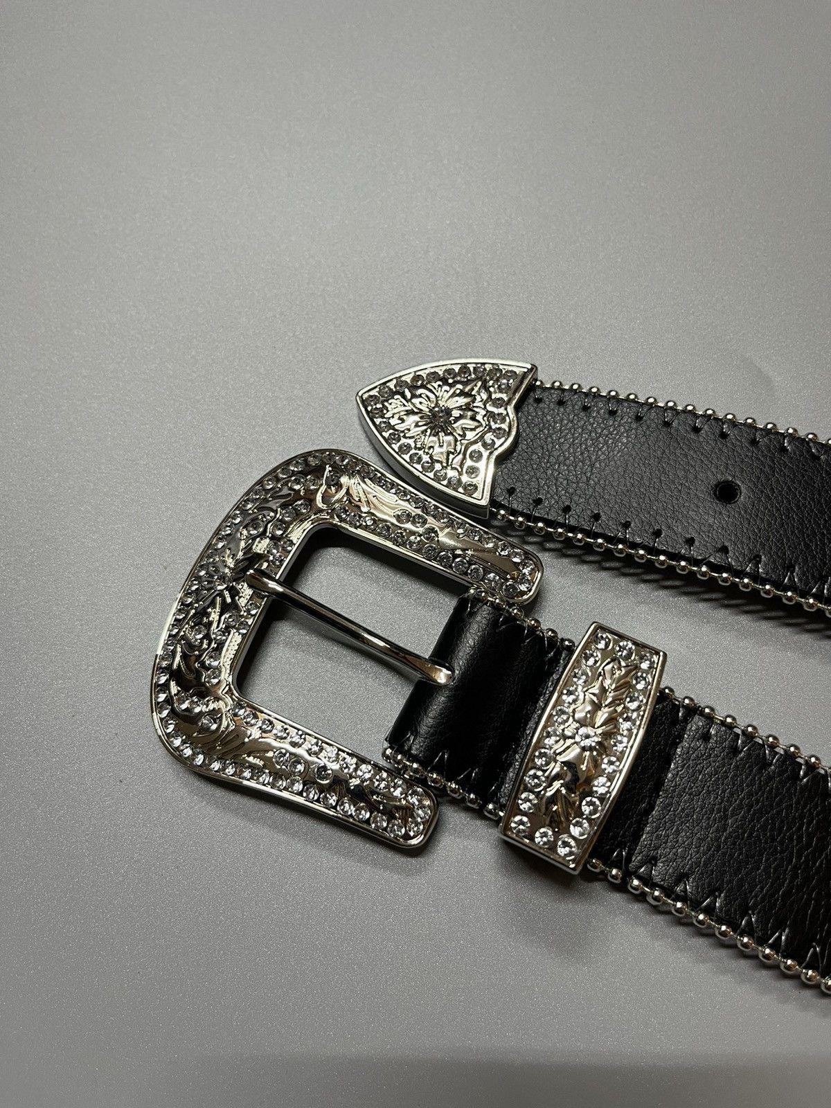 Japanese Brand × Vintage Vintage Y2K Rhinestones Punk Leather Belt Size ONE SIZE - 2 Thumbnail