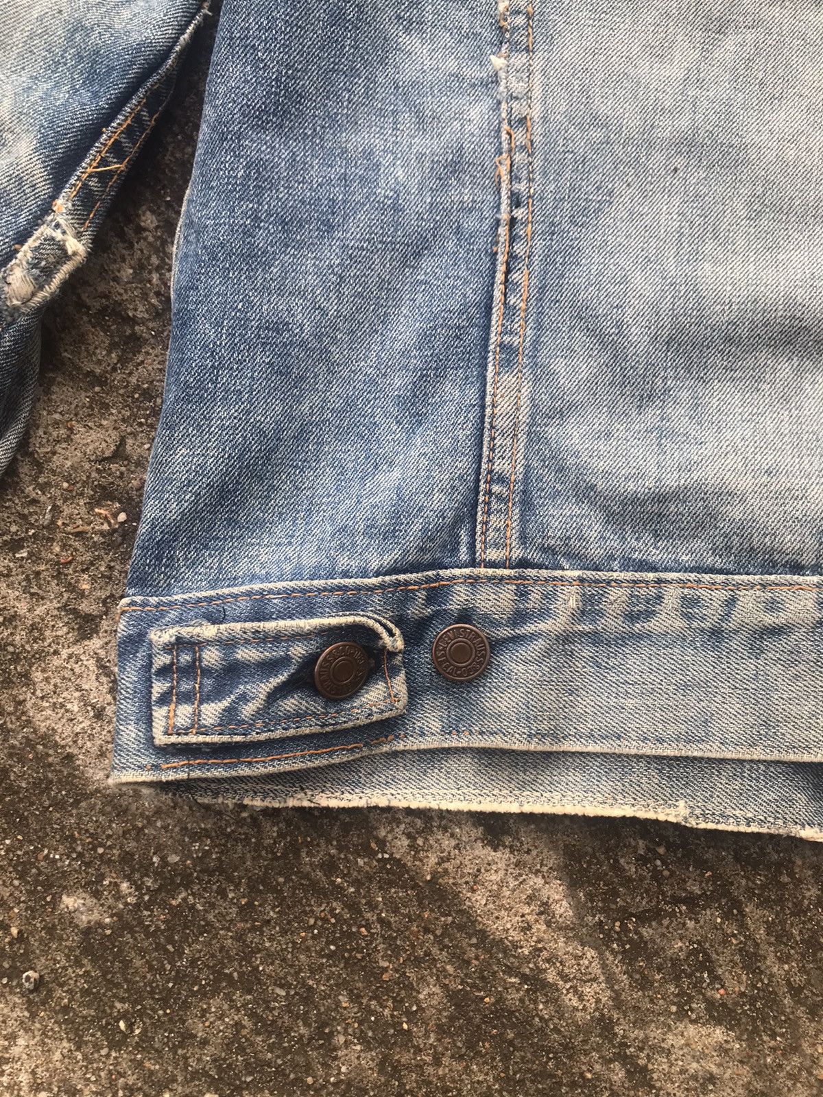 Levi's True Vintage Distressed Levis Trucker Jacket Big E Size US S / EU 44-46 / 1 - 17 Thumbnail