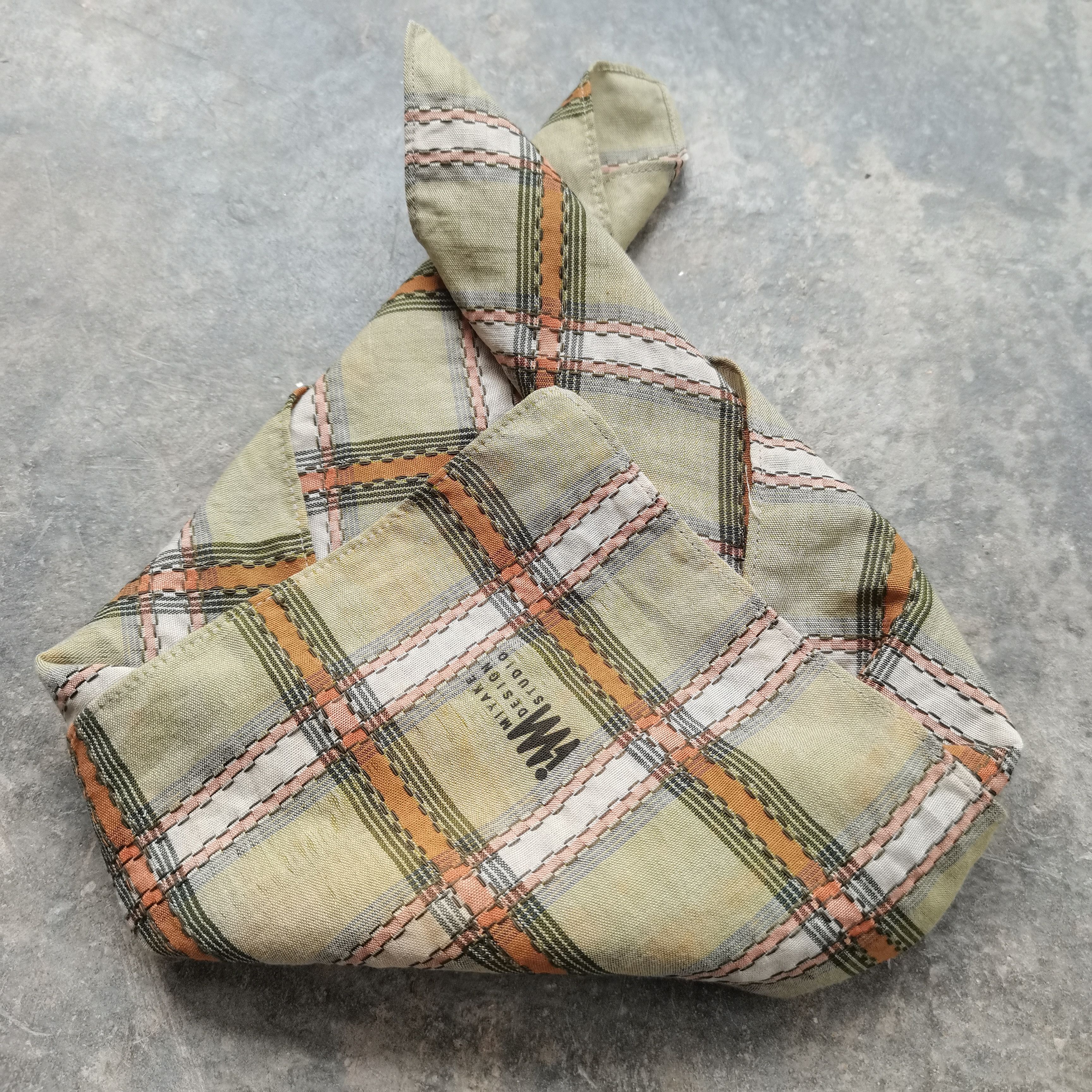 Issey Miyake × Japanese Brand × Vintage Vintage ISSEY MIYAKE DESIGN STUDIO Handkerchiefs Size ONE SIZE - 2 Thumbnail
