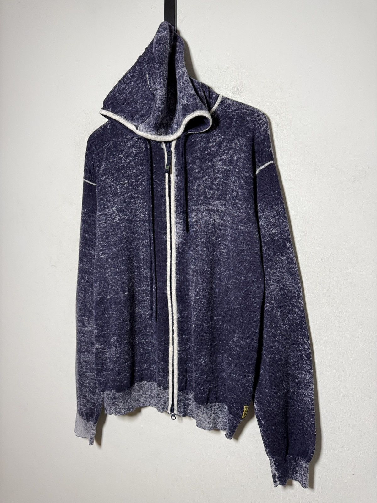 Giorgio Armani Armani Jeans zip hoodie in a washed navy tone hand corrosion Size US L / EU 52-54 / 3 - 1 Thumbnail