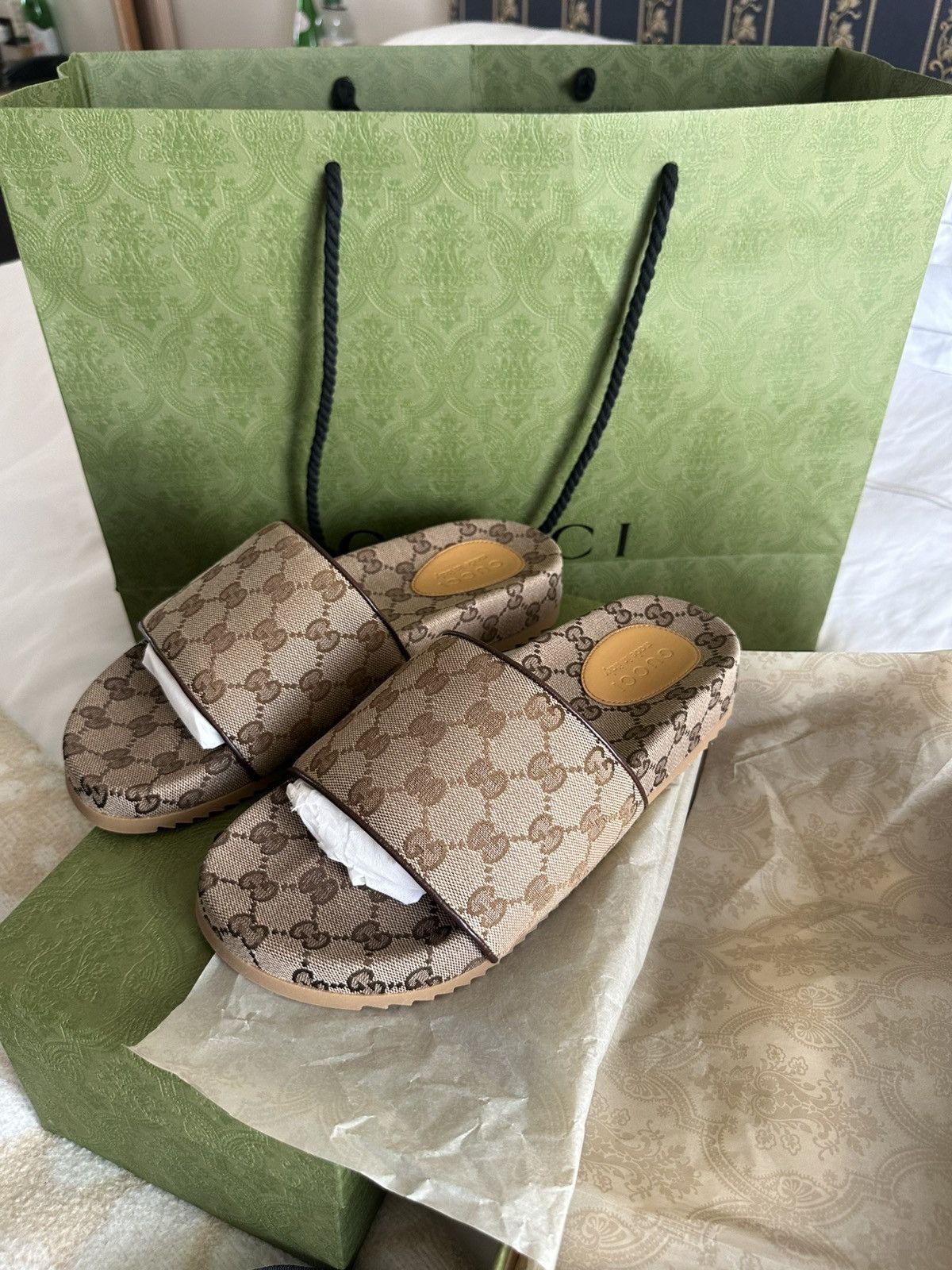 Gucci Beige and Brown Monogram Bag and Slides Gucci Emily Chain Flap Bag GG Canvas Medium Blush Pink and  main image 2