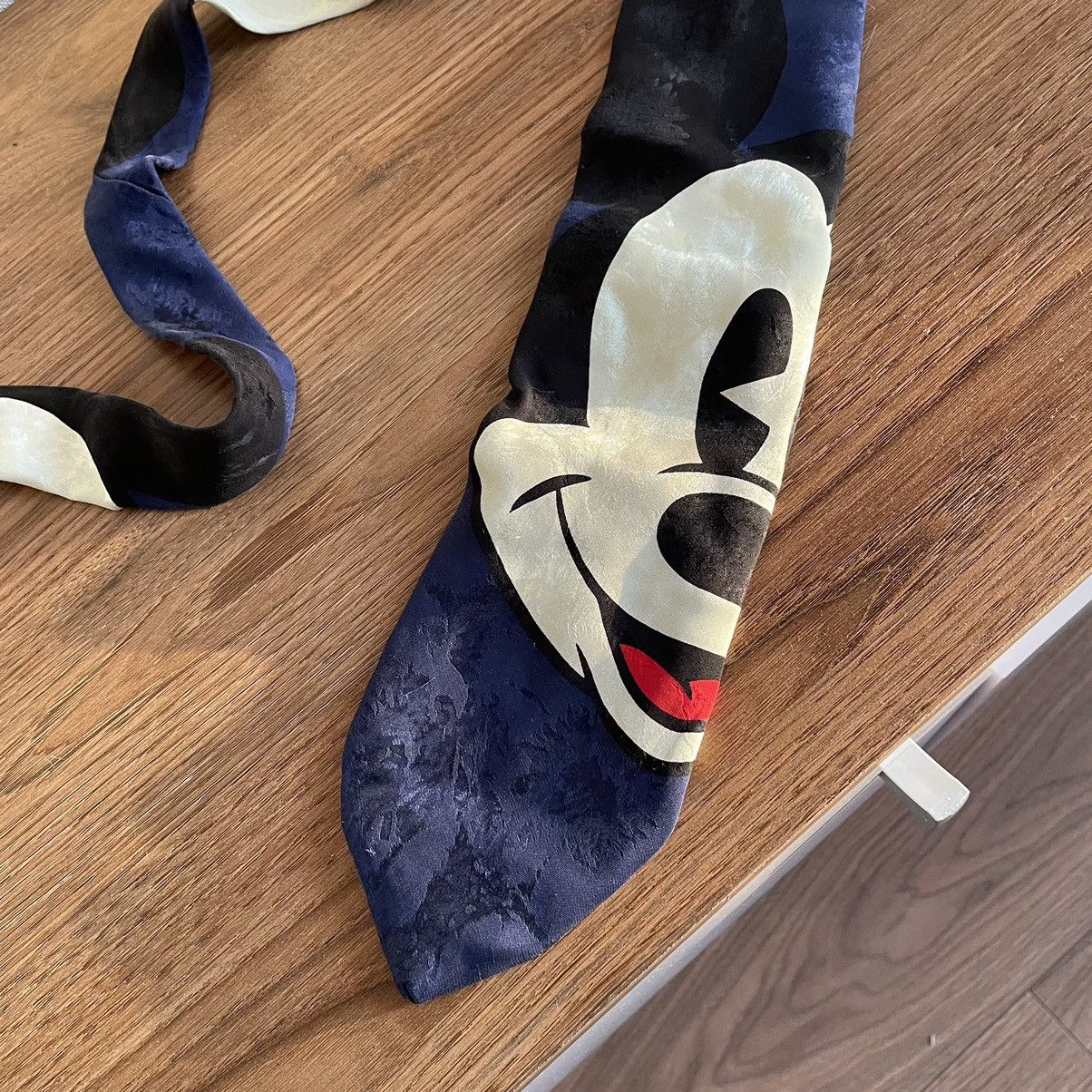 Disney × Vintage Vintage Disney Mickey Mouse Tie Silk 90s Style USA Old Money Size ONE SIZE - 3 Thumbnail