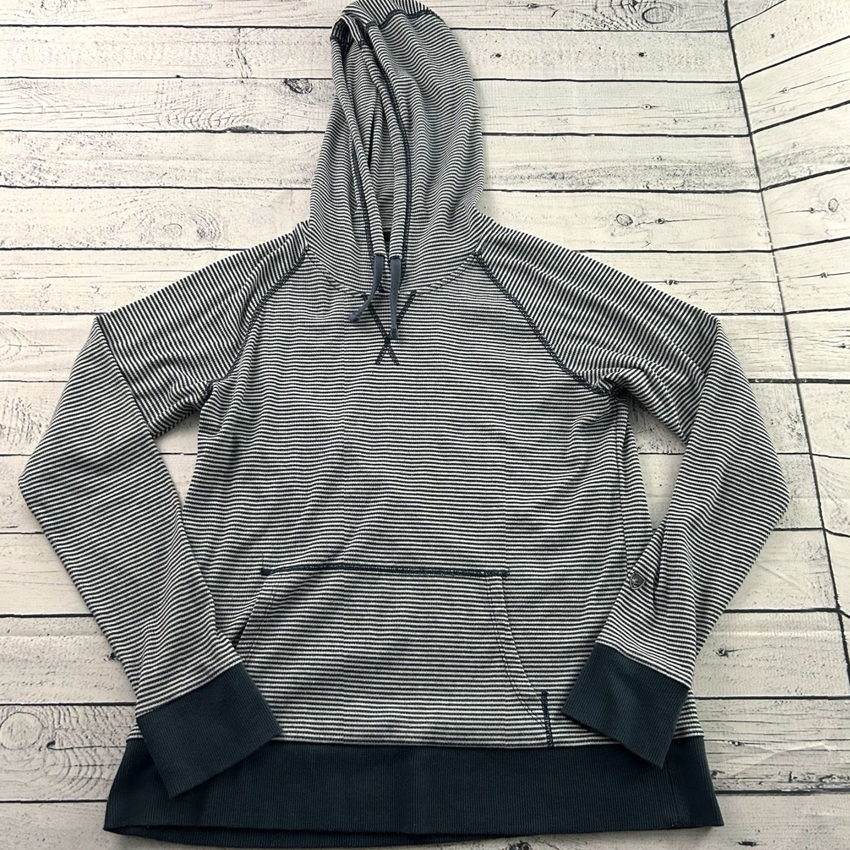 Vintage Kuhl Stria Pullover Striped Hoodie Women's Medium Blue Gray Size M / US 6-8 / IT 42-44 - 2 Thumbnail